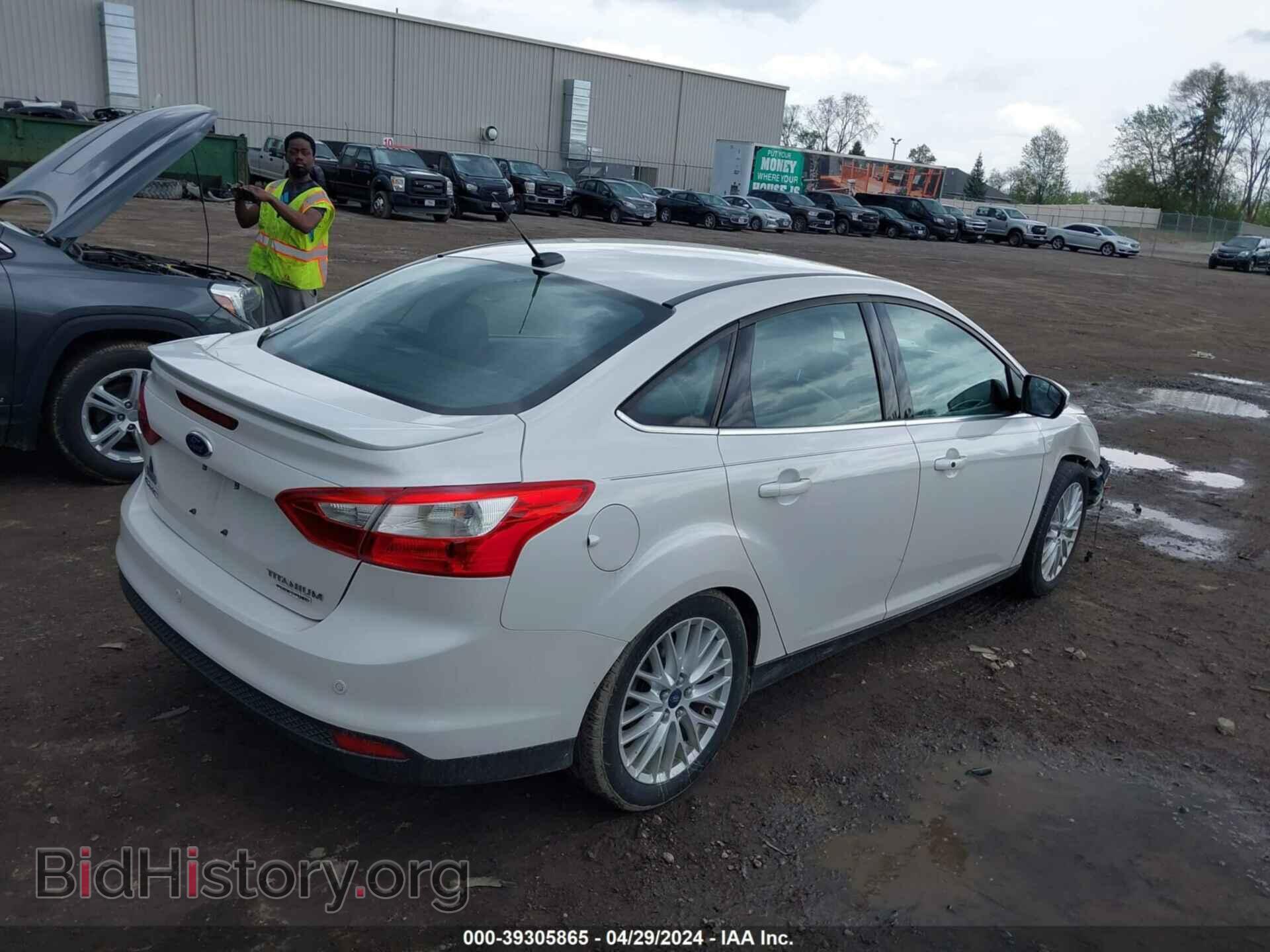 2014 FORD FOCUS - VIN: 1FADP3J27EL107721 - Фото 4