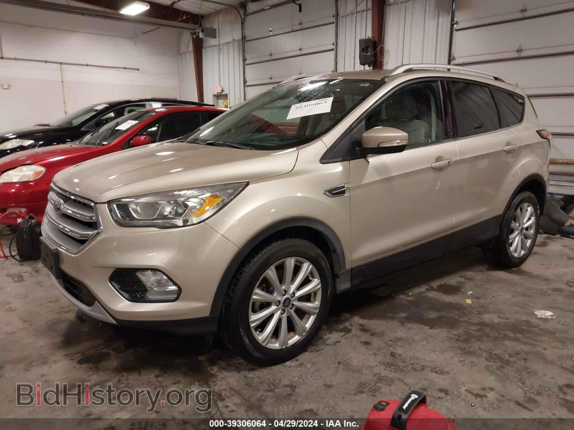 2017 FORD ESCAPE - VIN: 1FMCU9J98HUB79956 - Фото 2