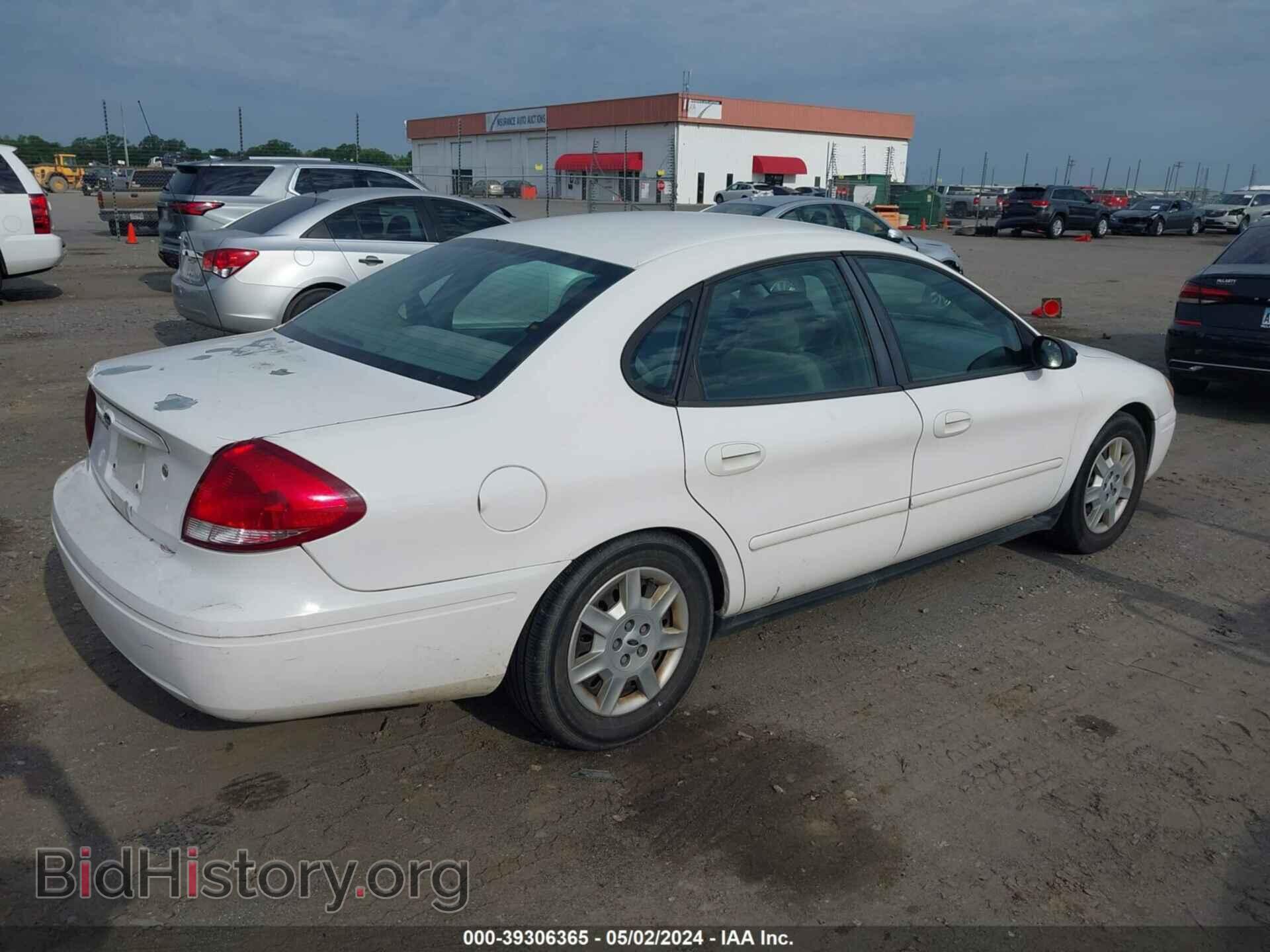 2006 FORD TAURUS - VIN: 1FAFP53286A252894 - Фото 4