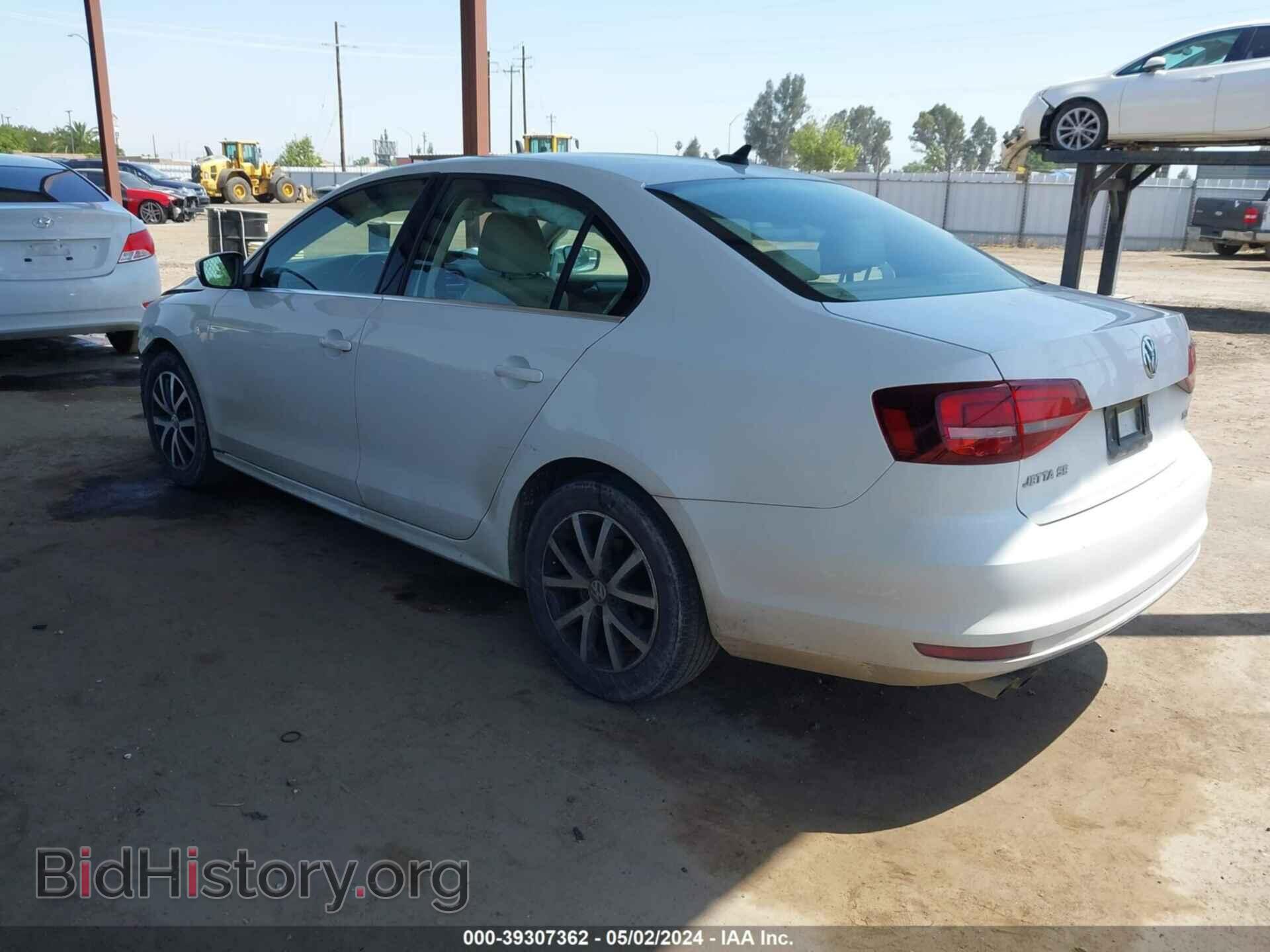 2017 VOLKSWAGEN JETTA - VIN: 3VWDB7AJ2HM237462 - Фото 3