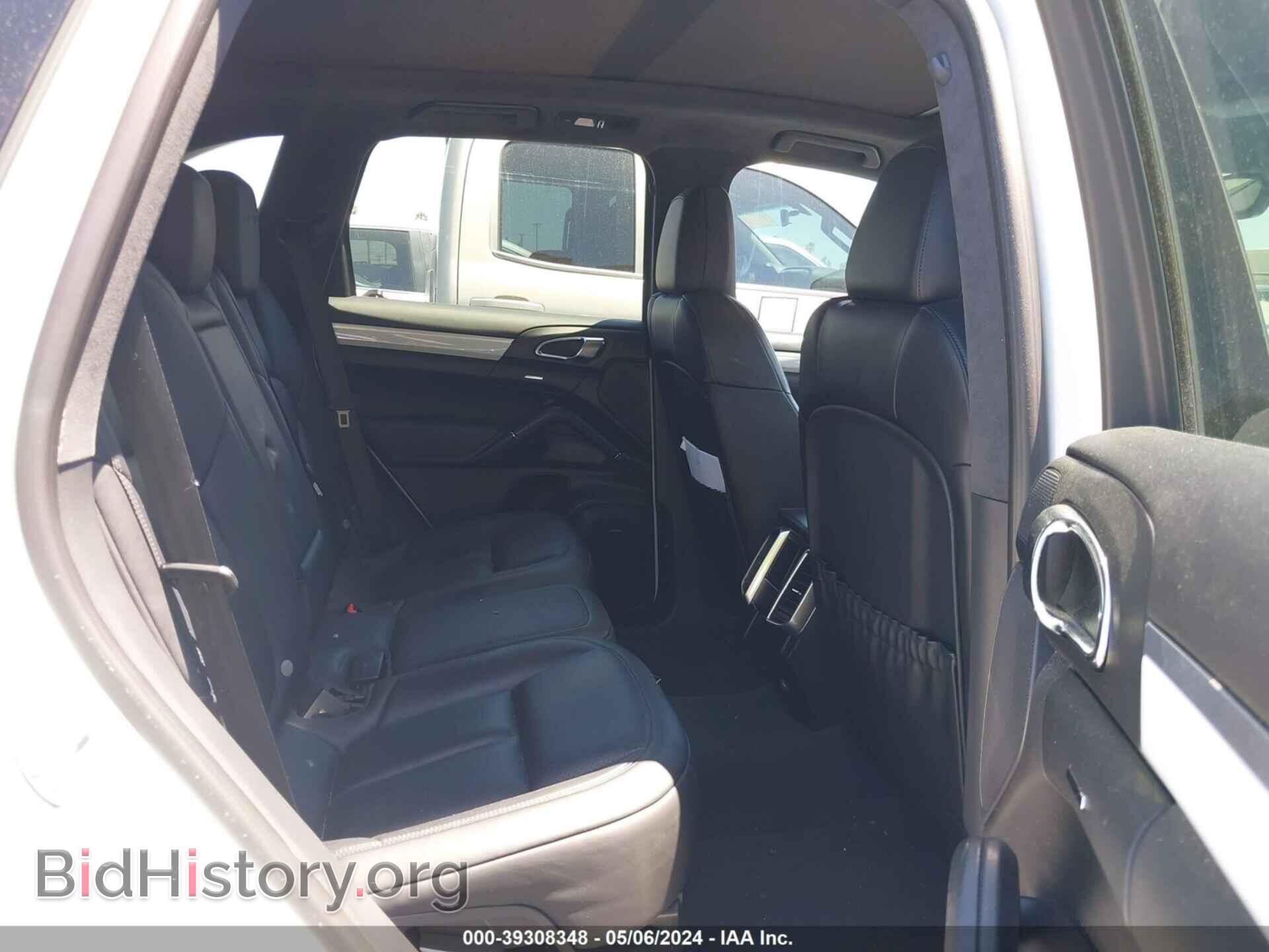 2016 PORSCHE CAYENNE - VIN: WP1AD2A2XGLA80693 - Фото 8