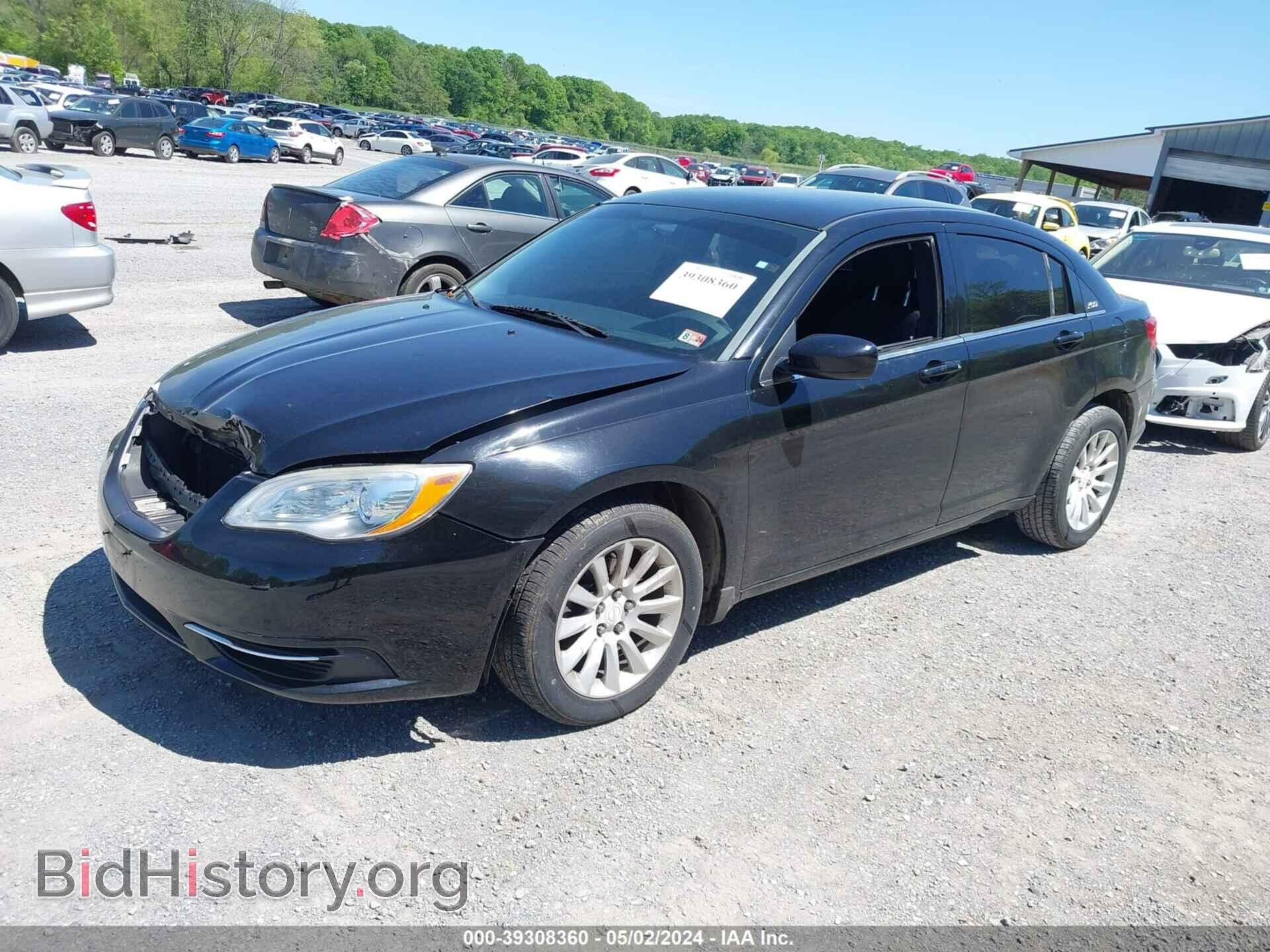 2012 CHRYSLER 200 - VIN: 1C3CCBAB2CN281648 - Photo 2