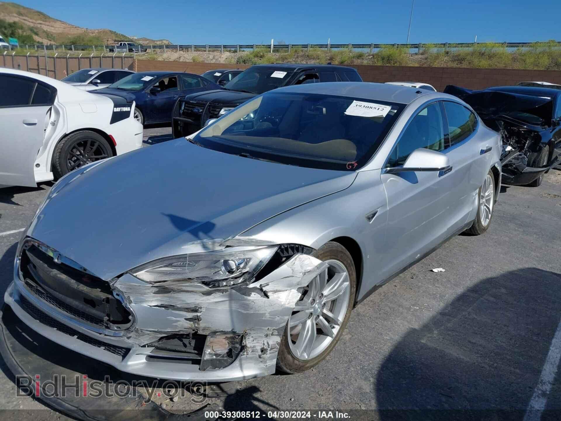 2013 TESLA MODEL S - VIN: 5YJSA1CG9DFP24443 - Фото 2