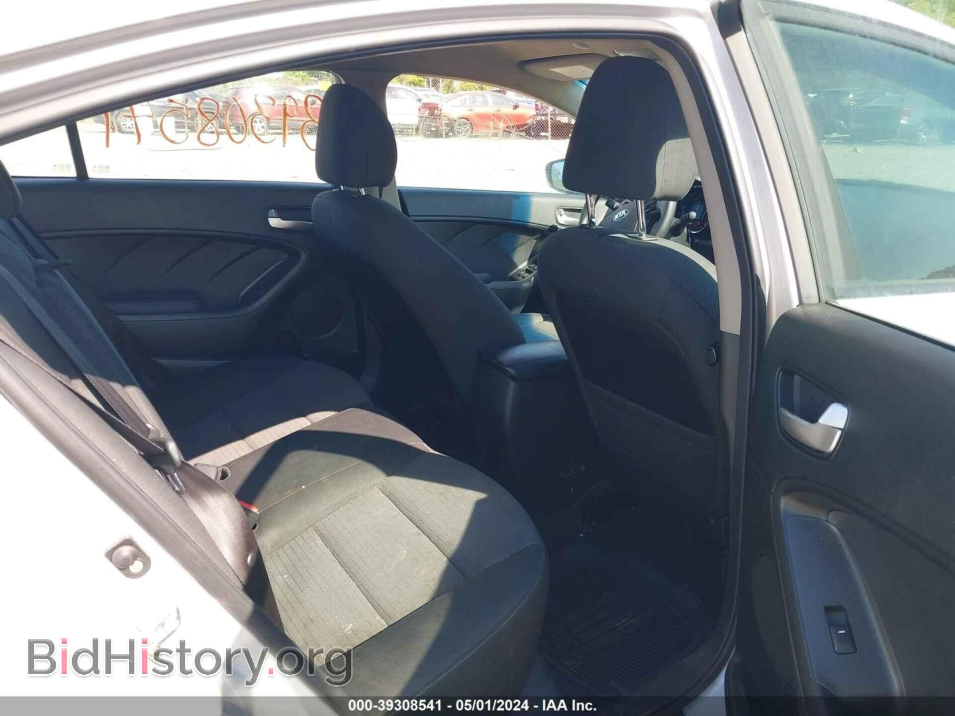 2018 KIA FORTE - VIN: 3KPFL4A73JE200917 - Фото 8