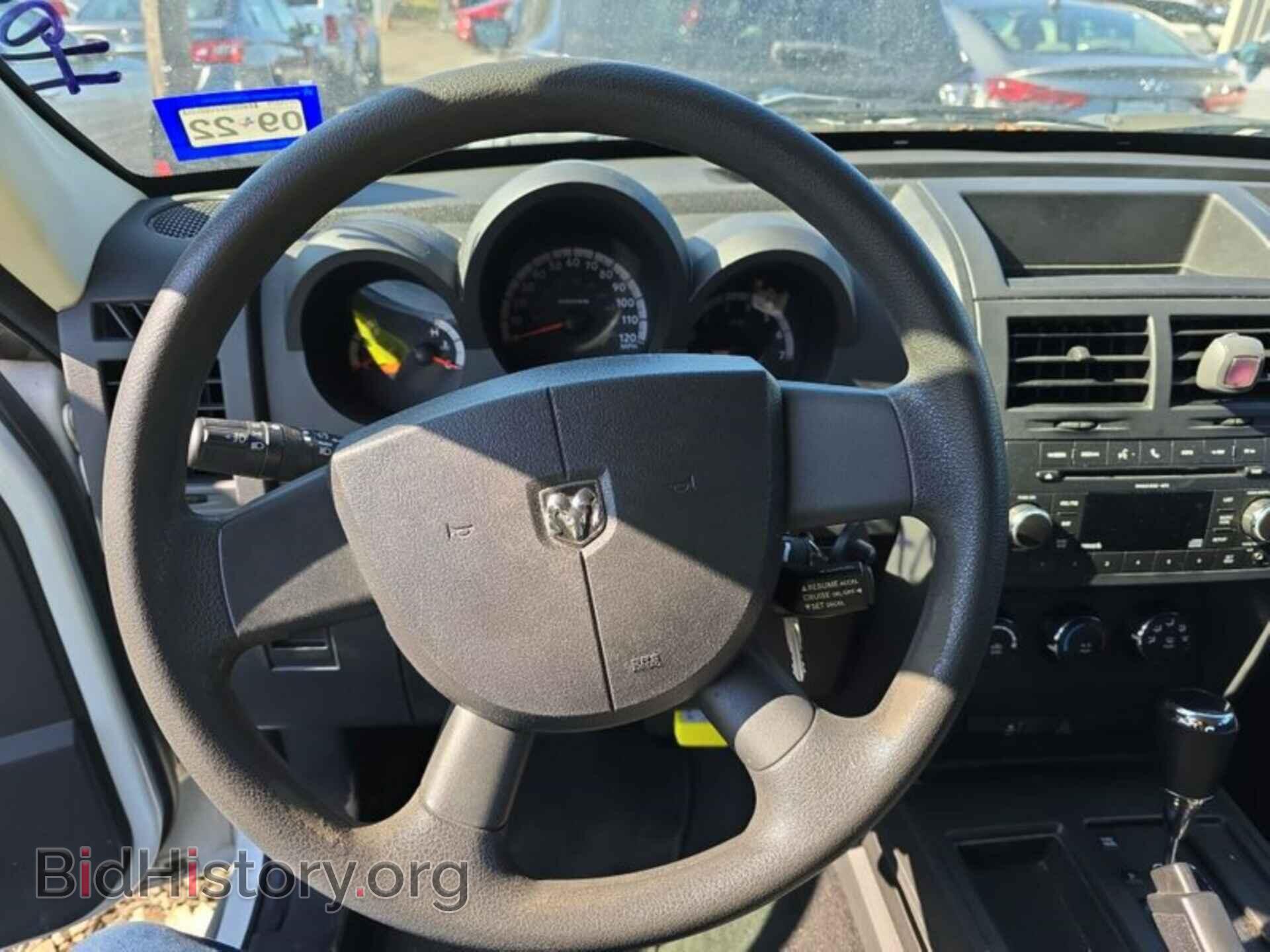 2011 DODGE NITRO - VIN: 1D4PT2GK8BW584966 - Photo 2