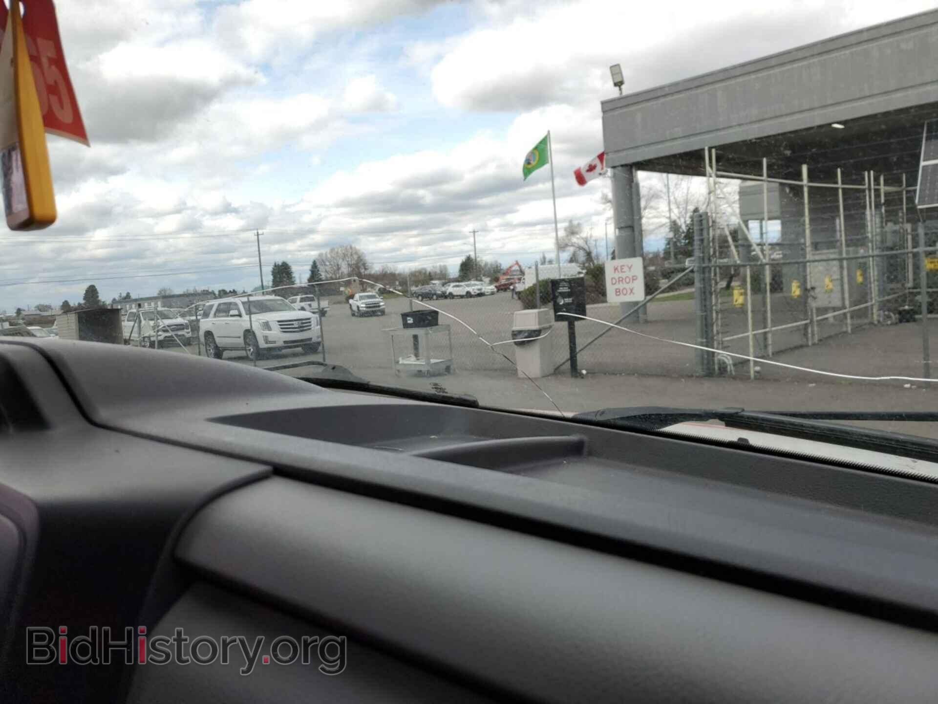 2011 FORD E-250 - VIN: 1FTNE2EL5BDB35279 - Photo 2