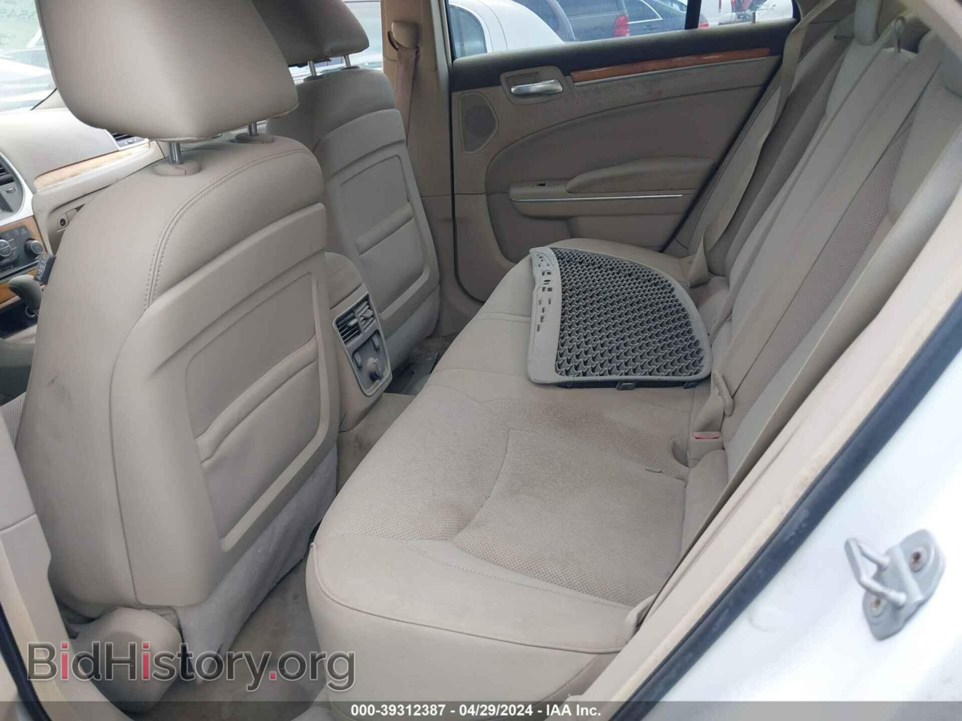 2012 CHRYSLER 300C - VIN: 2C3CCAET9CH147029 - Фото 8