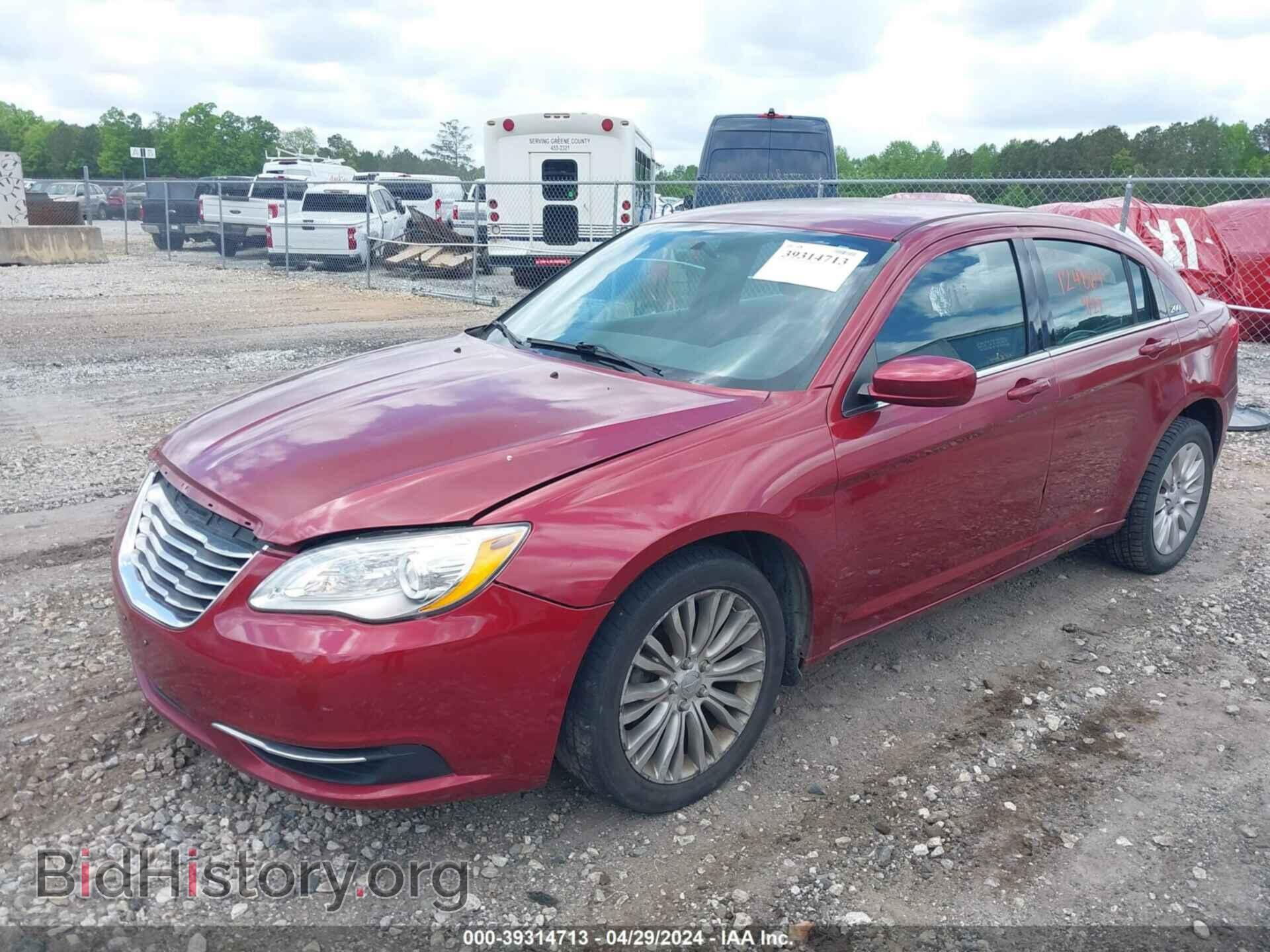 2014 CHRYSLER 200 - VIN: 1C3CCBAB9EN124864 - Фото 2