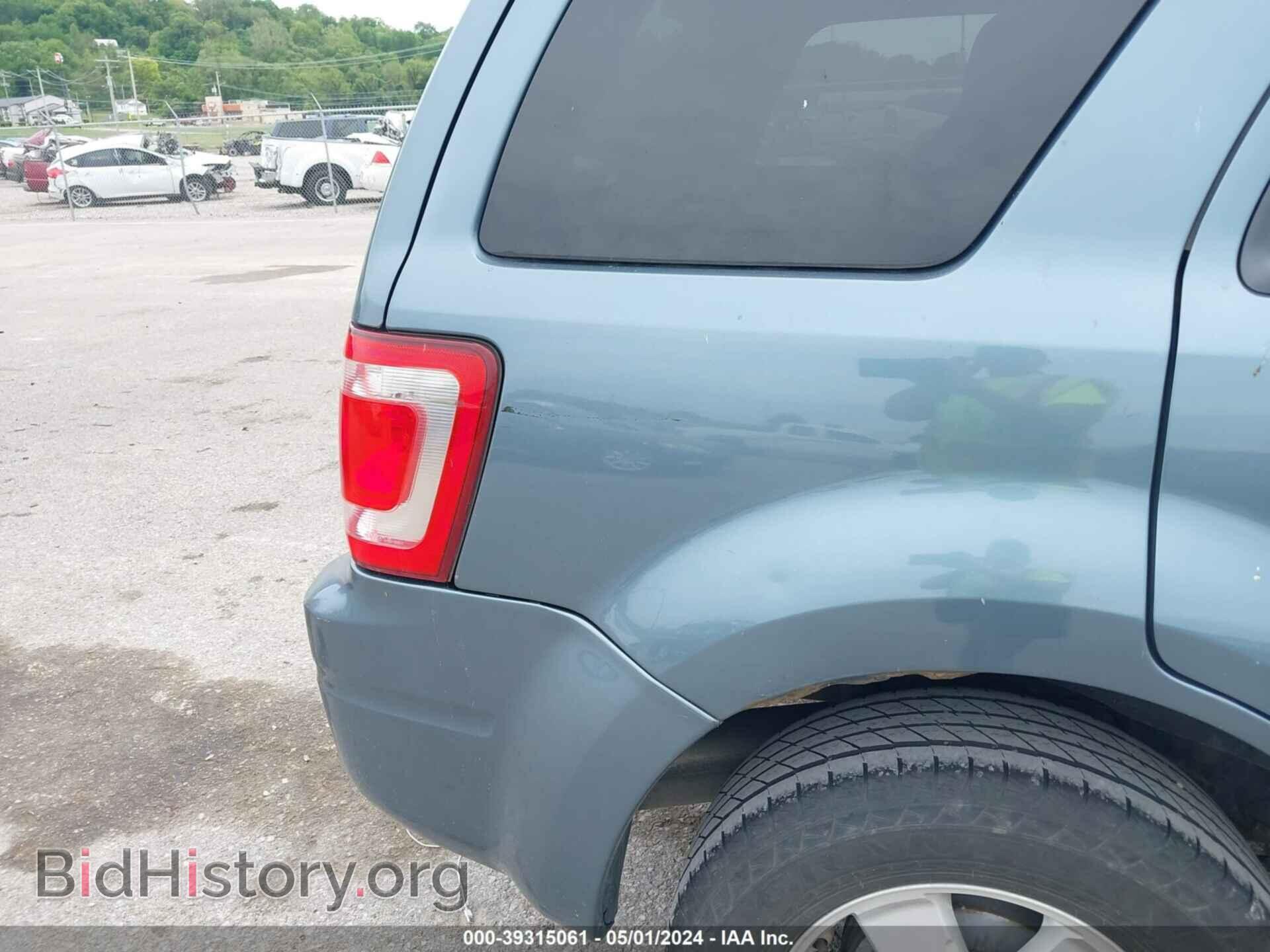 2011 FORD ESCAPE - VIN: 1FMCU0DG8BKC42434 - Фото 17