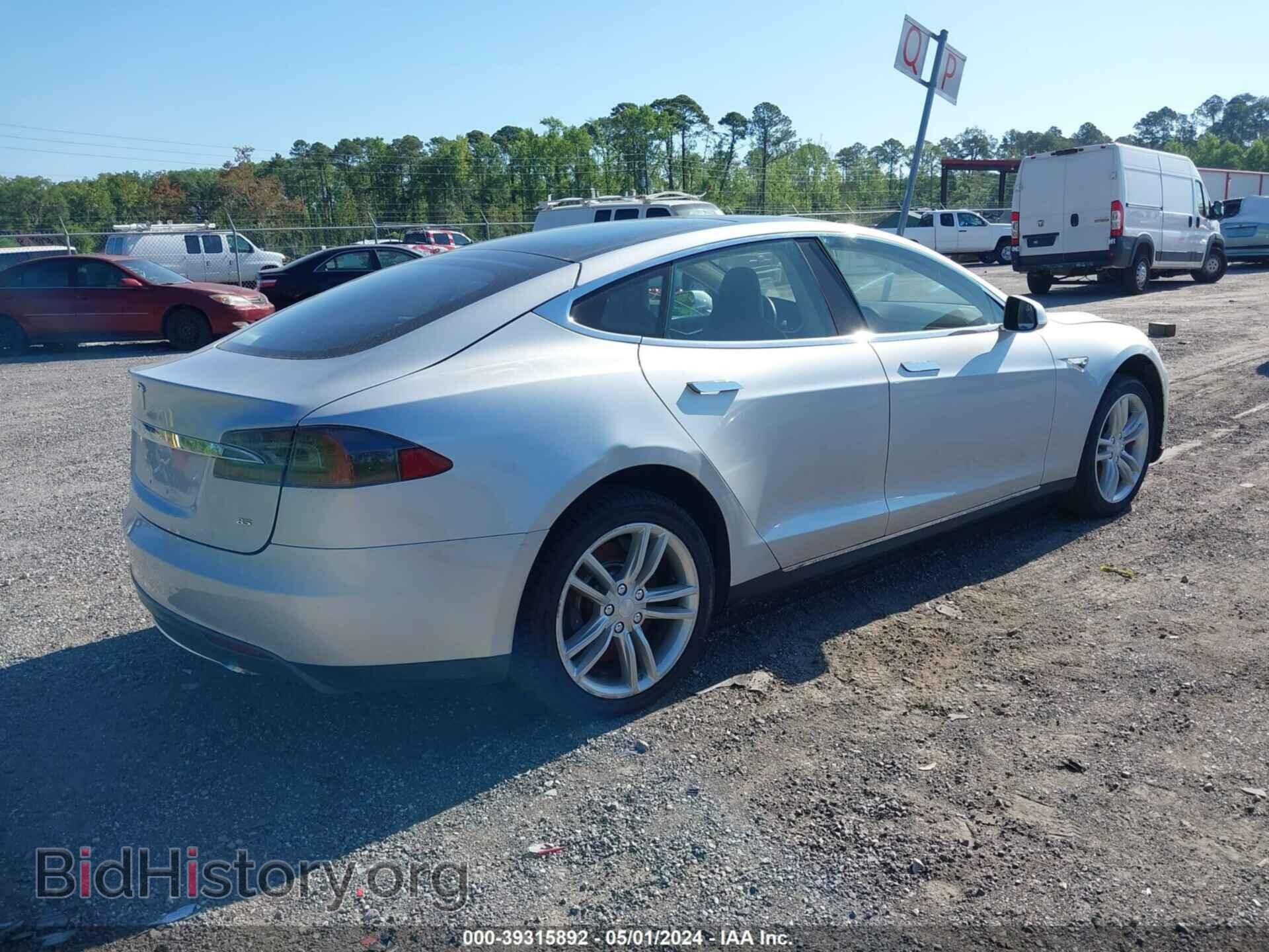 2013 TESLA MODEL S - VIN: 5YJSA1DN0DFP05471 - Фото 4