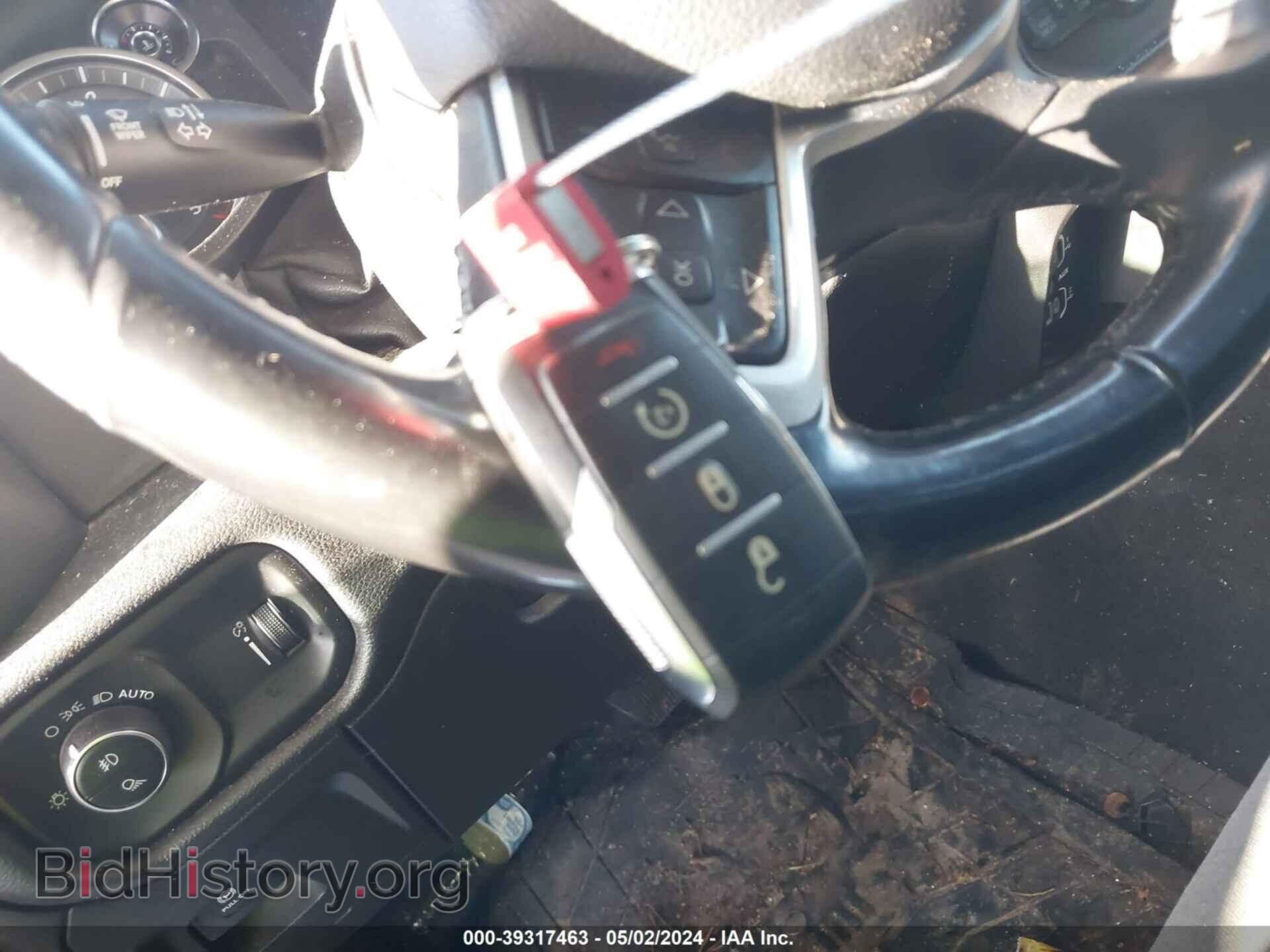 2020 RAM 1500 - VIN: 1C6SRFFM0LN248565 - Фото 11