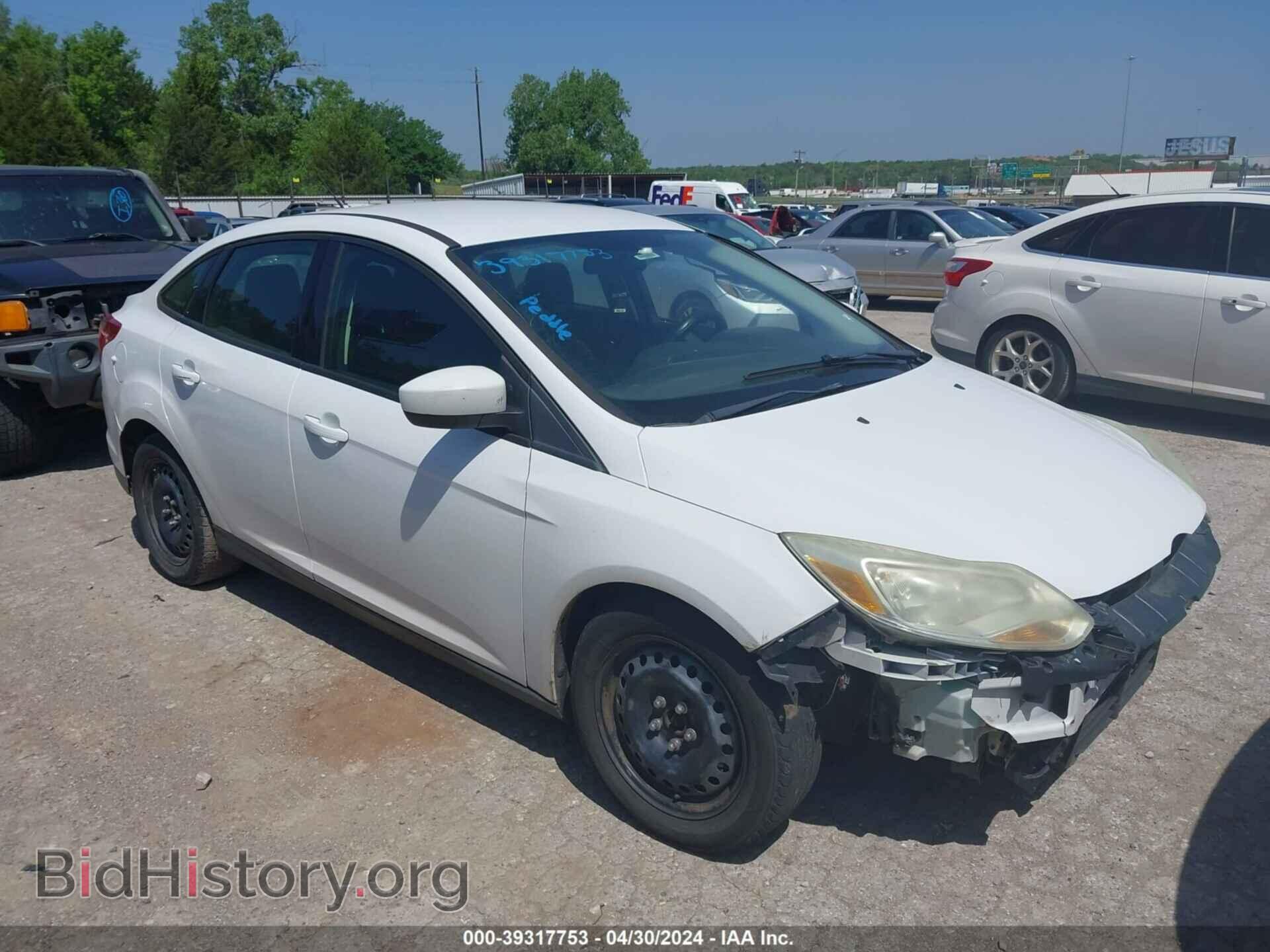 Фотография 1FAHP3F24CL201384 - FORD FOCUS 2012