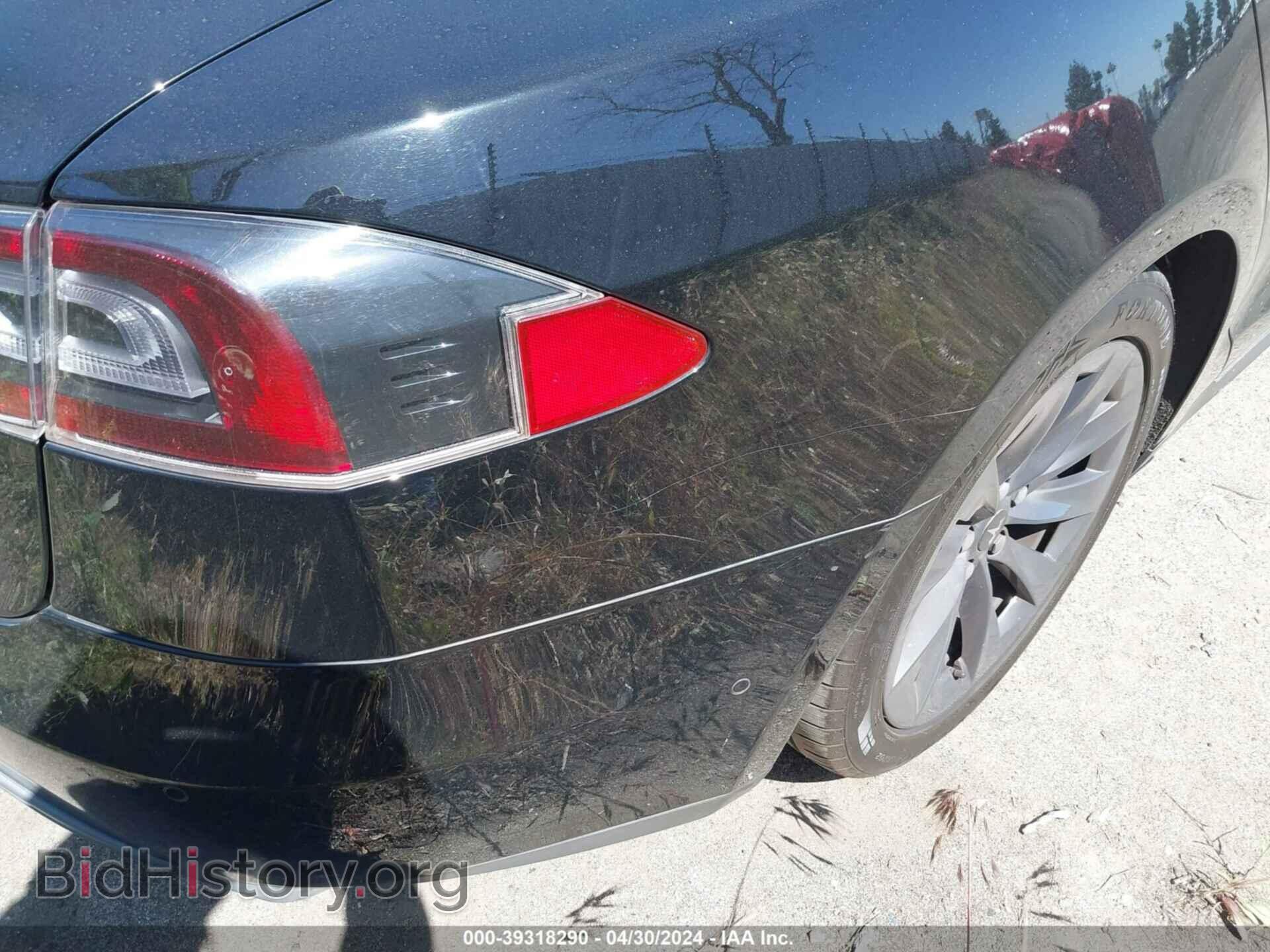 2015 TESLA MODEL S - VIN: 5YJSA1H2XFF080225 - Фото 21