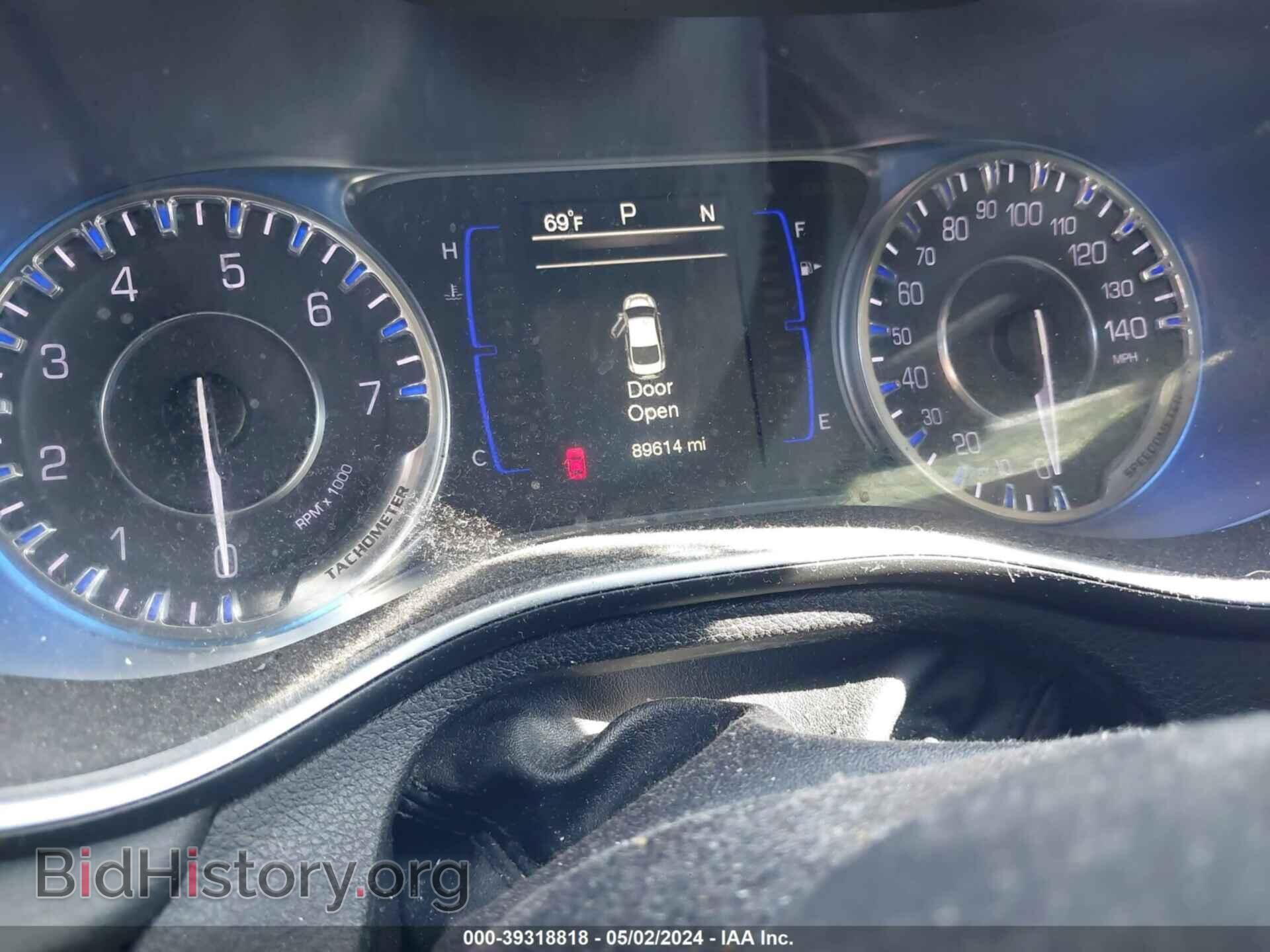 2016 CHRYSLER 200 - VIN: 1C3CCCAB2GN175583 - Фото 7