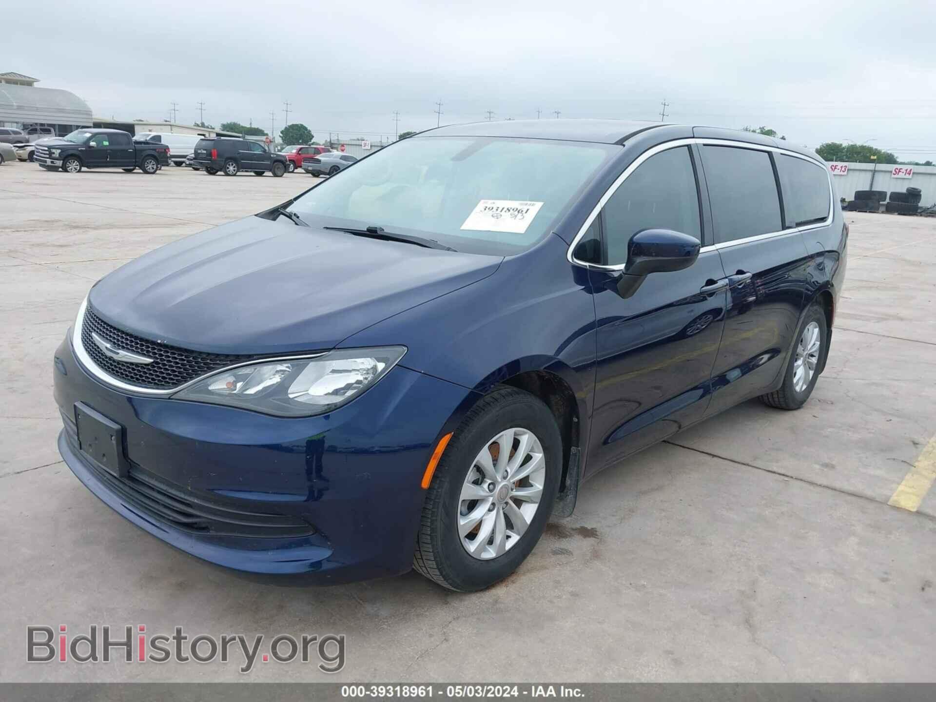 2017 CHRYSLER PACIFICA - VIN: 2C4RC1DG3HR653953 - Photo 2