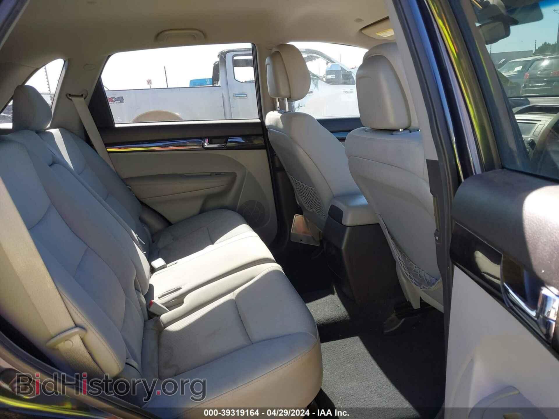2013 KIA SORENTO - VIN: 5XYKTCA64DG332348 - Фото 8