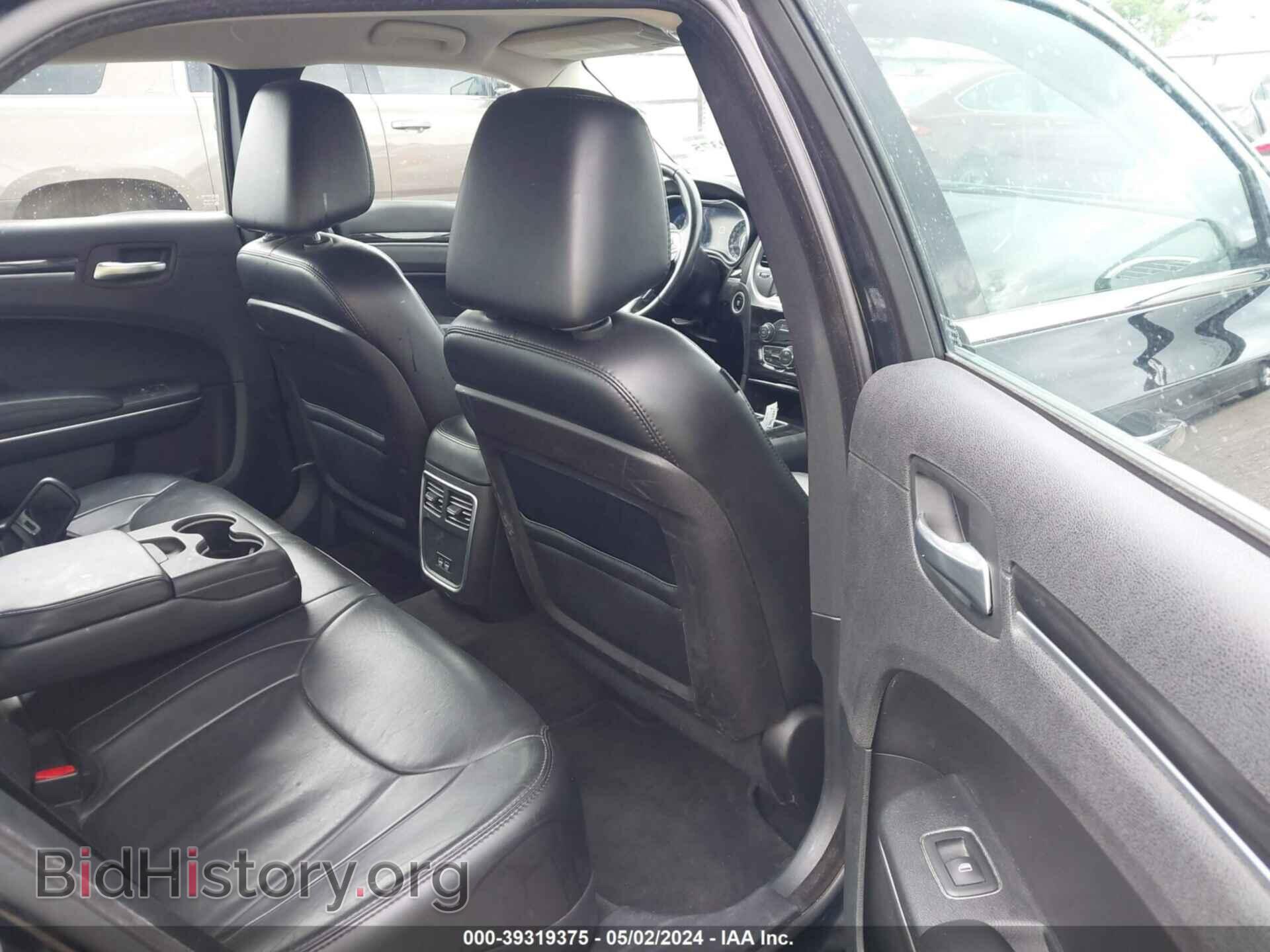 2016 CHRYSLER 300 - VIN: 2C3CCARGXGH148161 - Фото 8