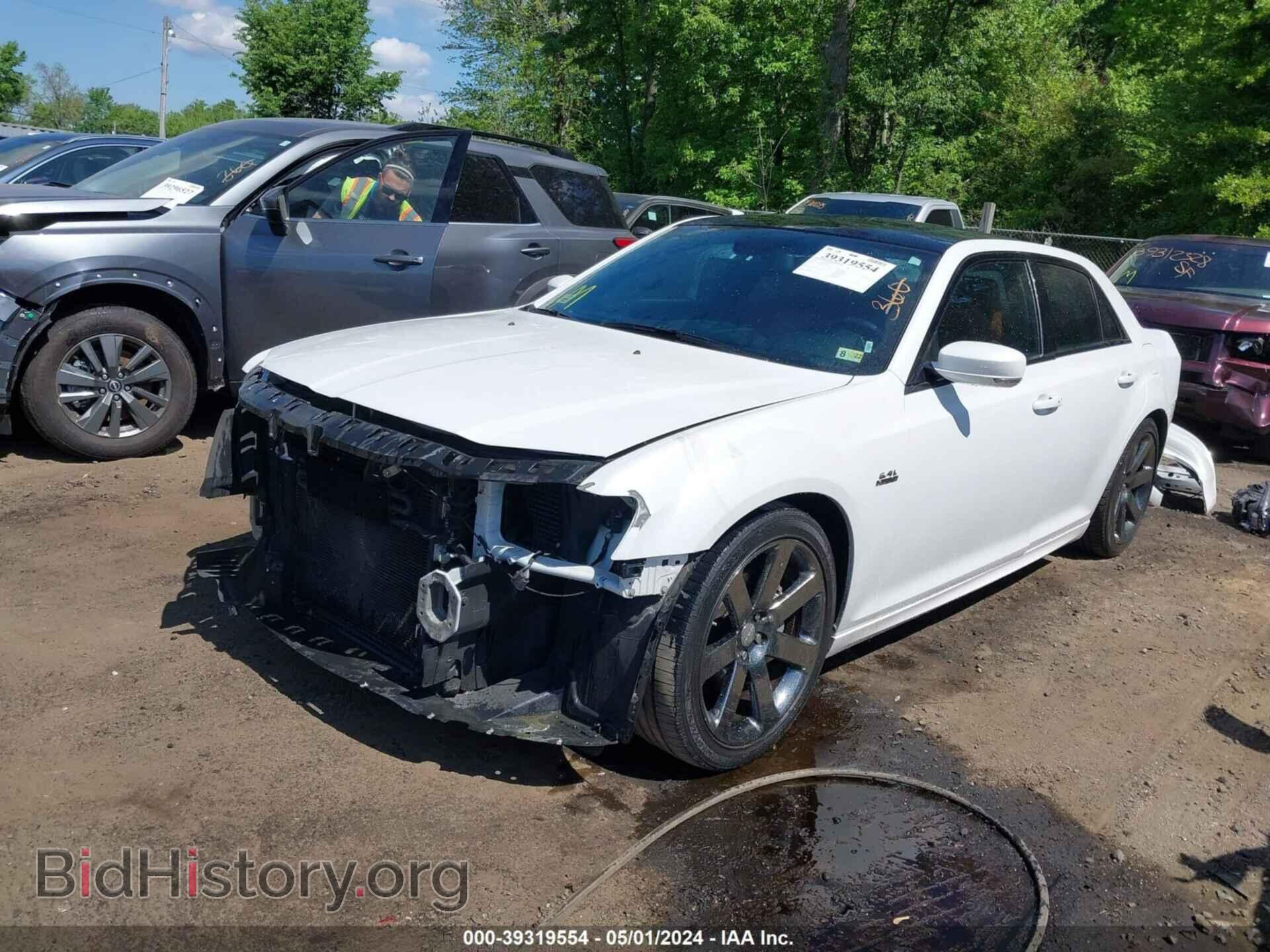 2014 CHRYSLER 300 - VIN: 2C3CCAFJ1EH377633 - Фото 2