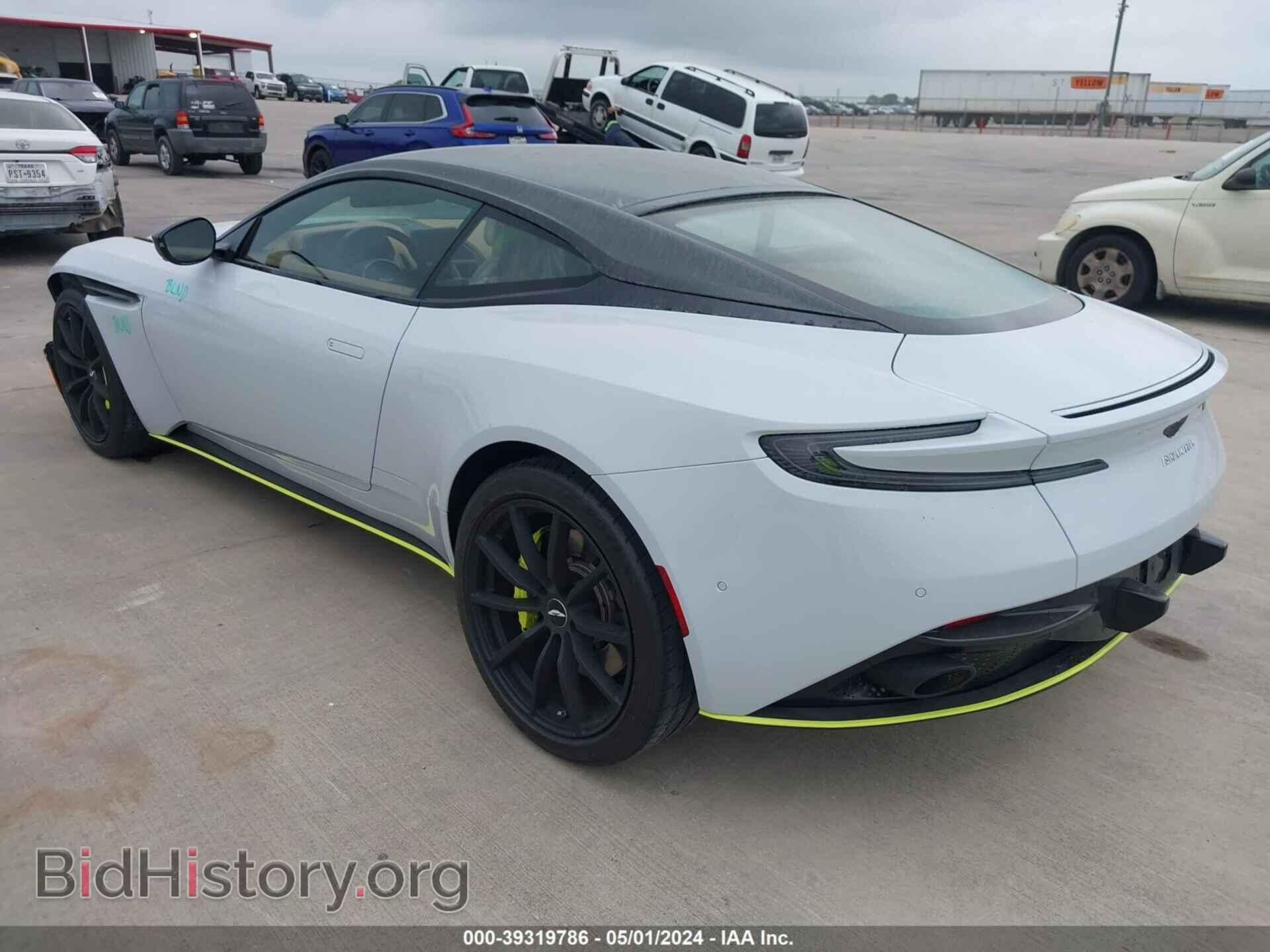 2020 ASTON MARTIN DB11 - VIN: SCFRMFEV5LGL09012 - Фото 3