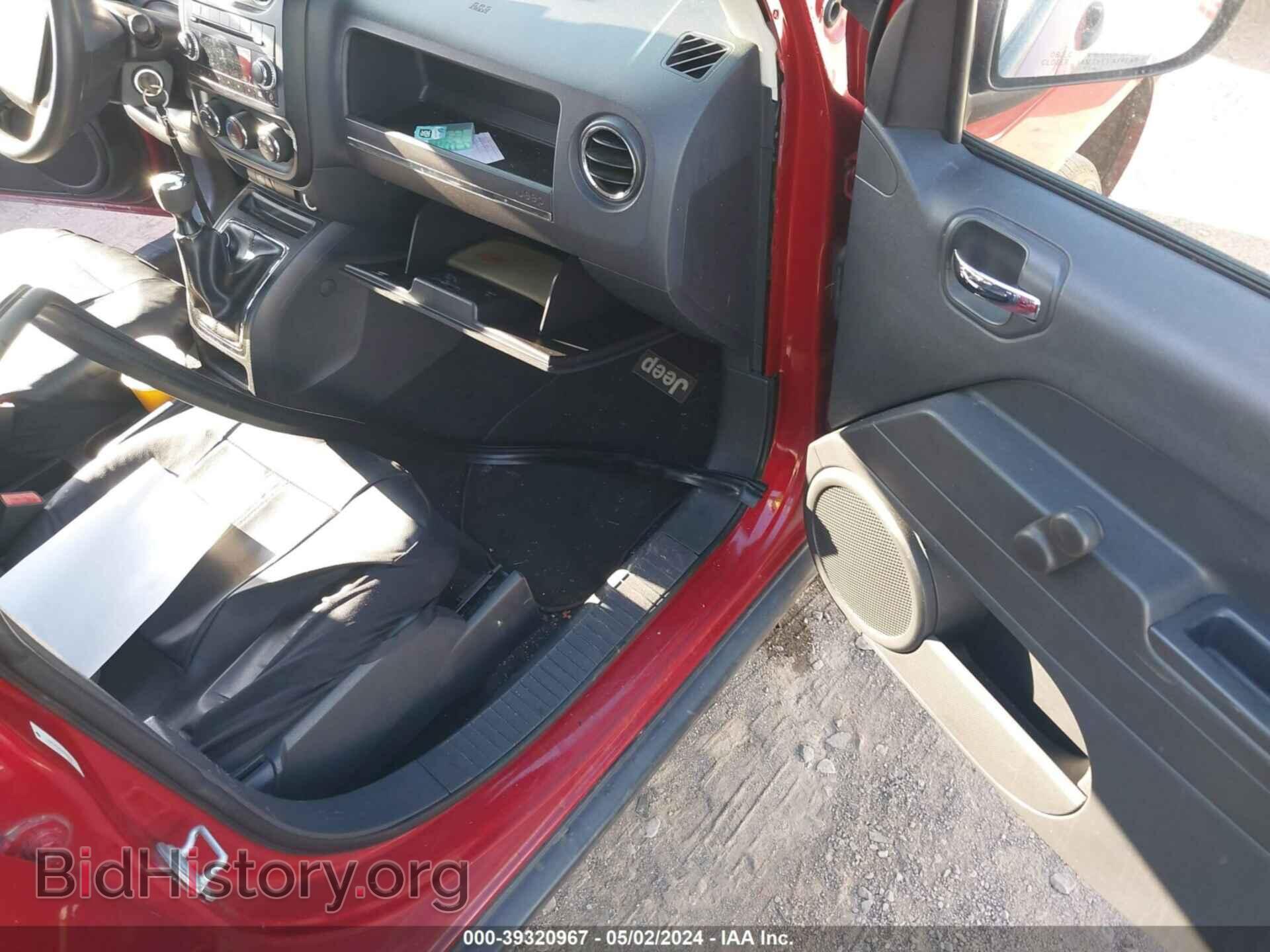 2010 JEEP COMPASS - VIN: 1J4NT4FA9AD506225 - Фото 11