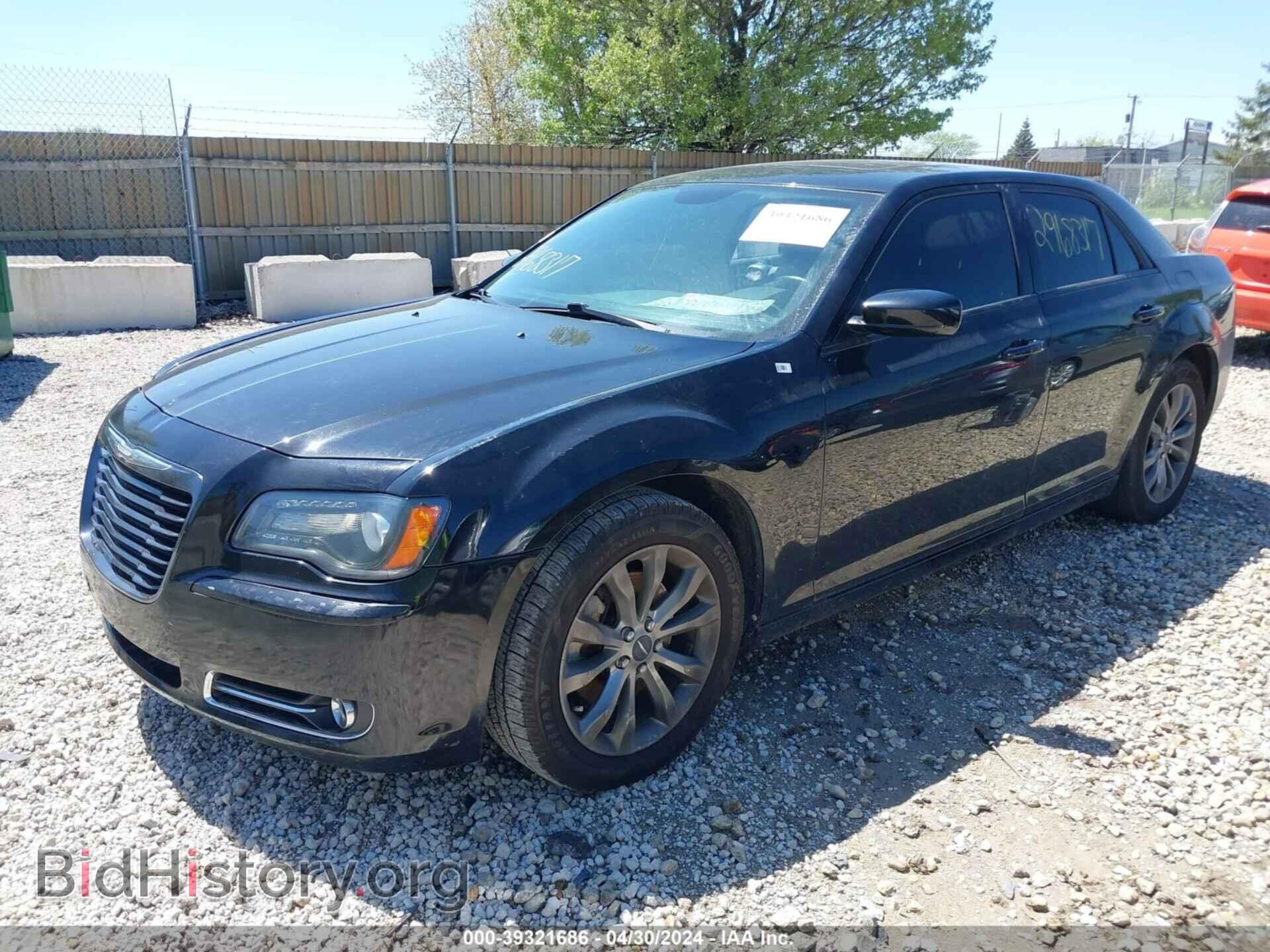 2014 CHRYSLER 300 - VIN: 2C3CCAGG7EH384055 - Photo 2
