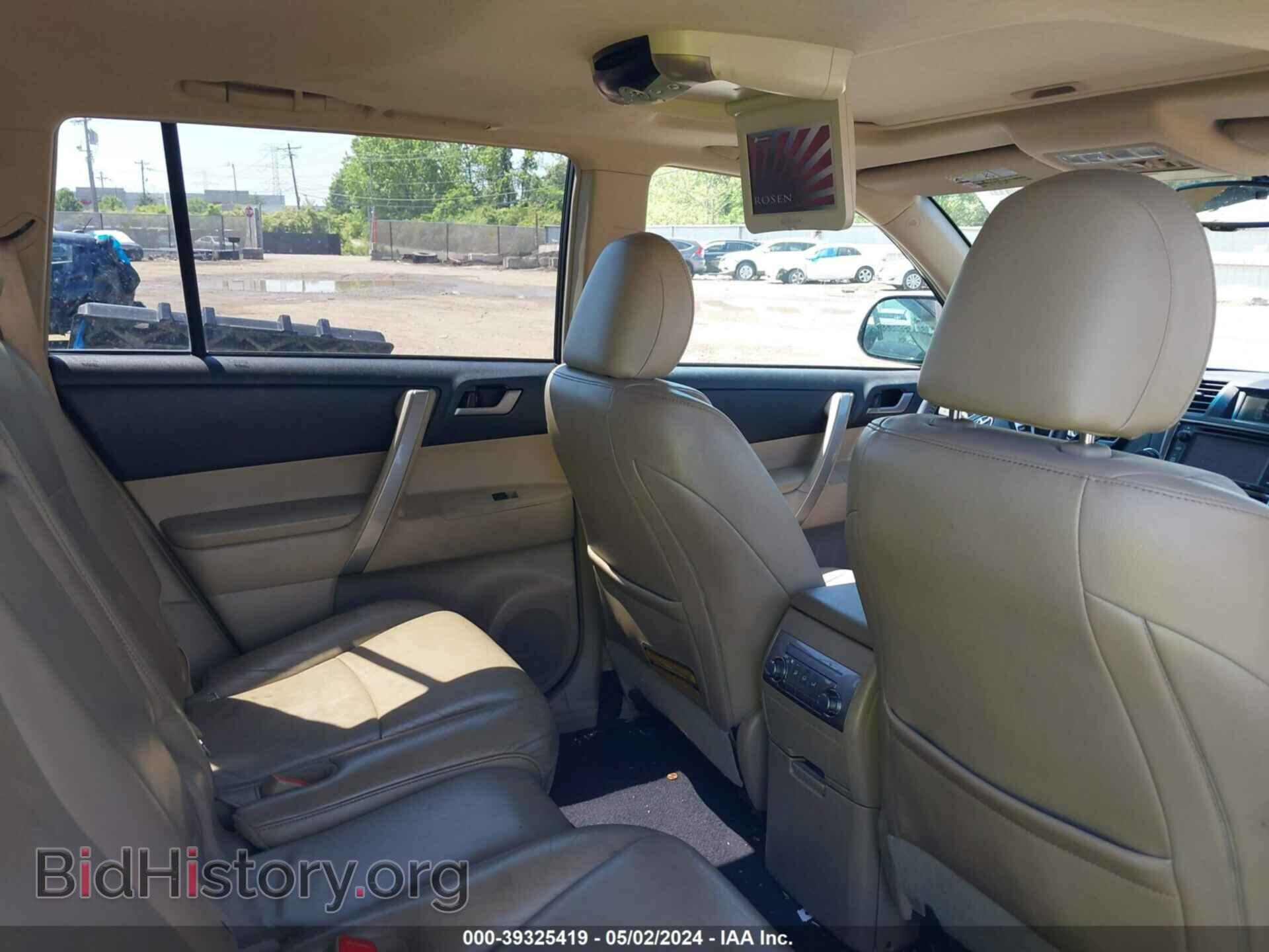 2013 TOYOTA HIGHLANDER - VIN: 5TDBK3EH8DS196663 - Фото 8