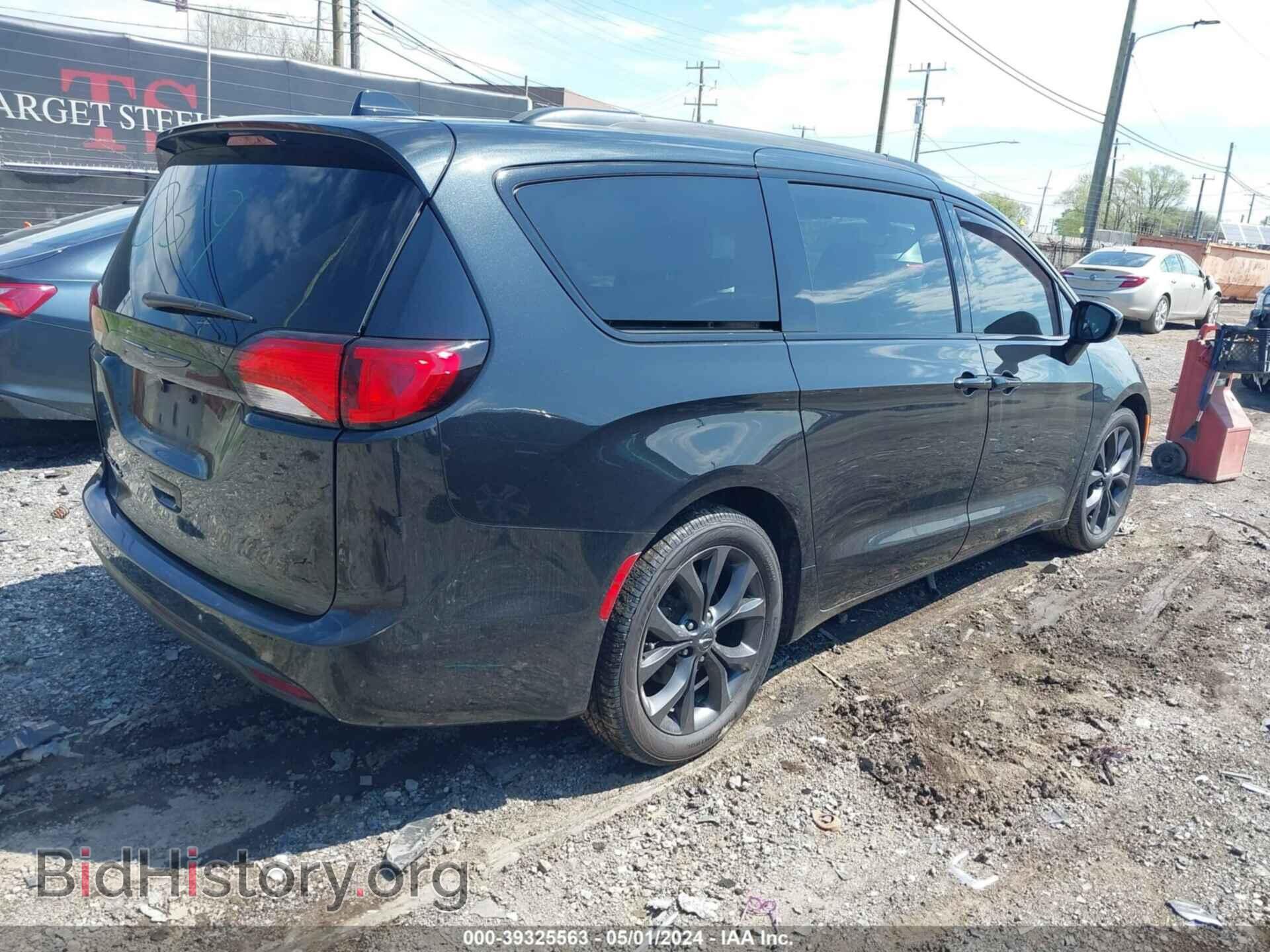 2018 CHRYSLER PACIFICA - VIN: 2C4RC1EG2JR260319 - Фото 4