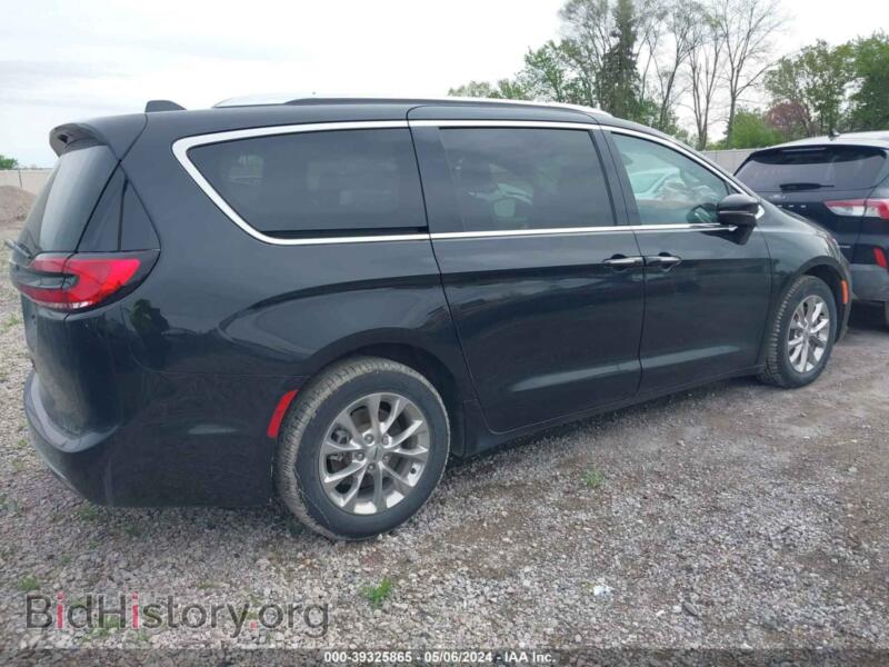 2021 Chrysler PACIFICA (VIN 2C4RC1BG7MR526572) — photo 4 of 16