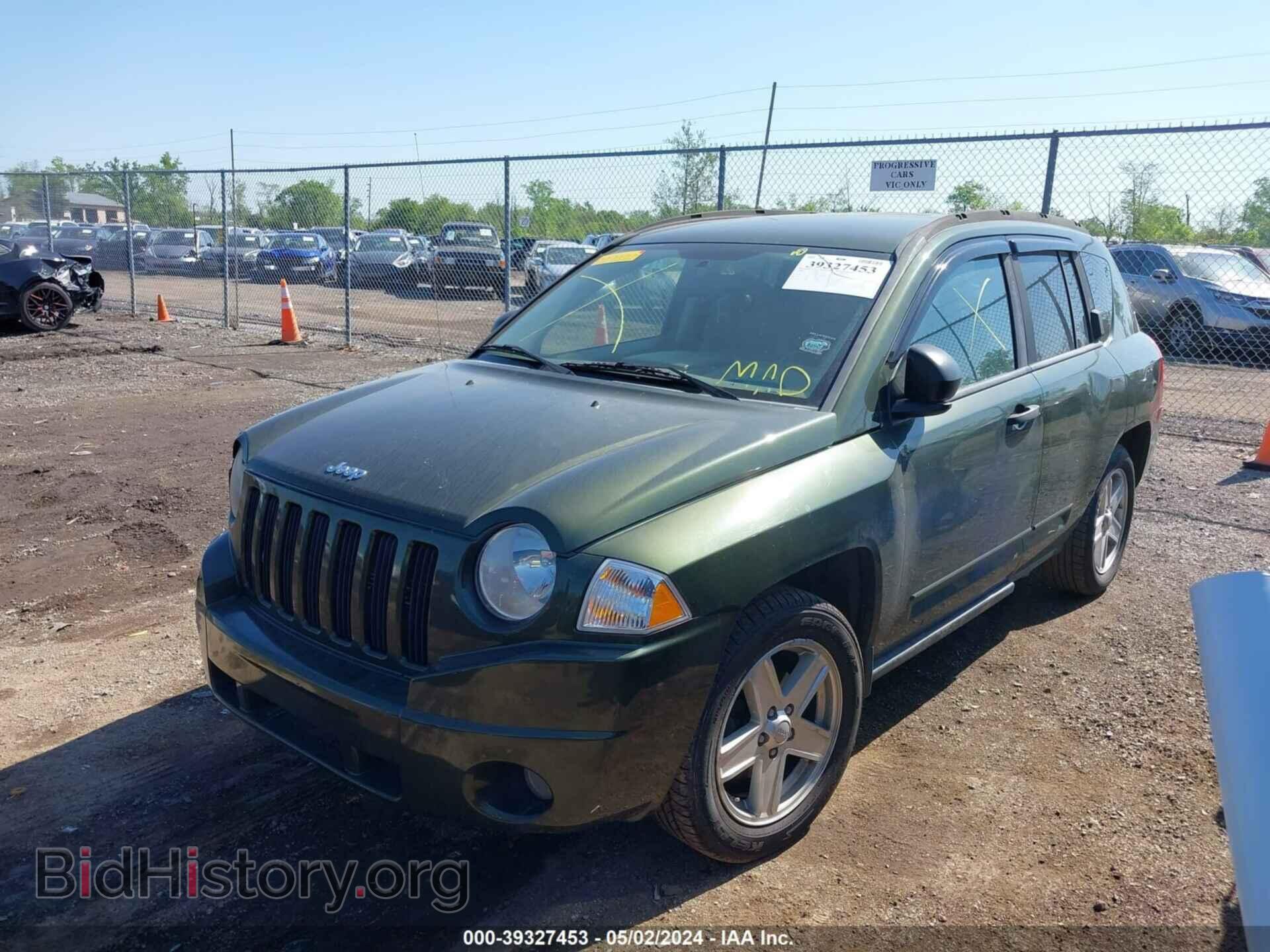 2008 JEEP COMPASS - VIN: 1J8FT47W18D523155 - Фото 2