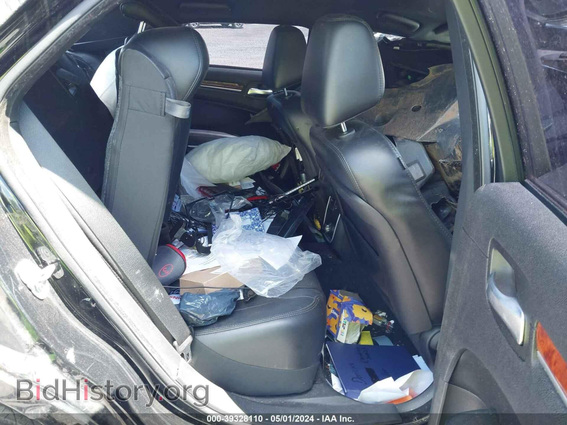 2014 CHRYSLER 300 - VIN: 2C3CCAAG4EH276274 - Фото 8