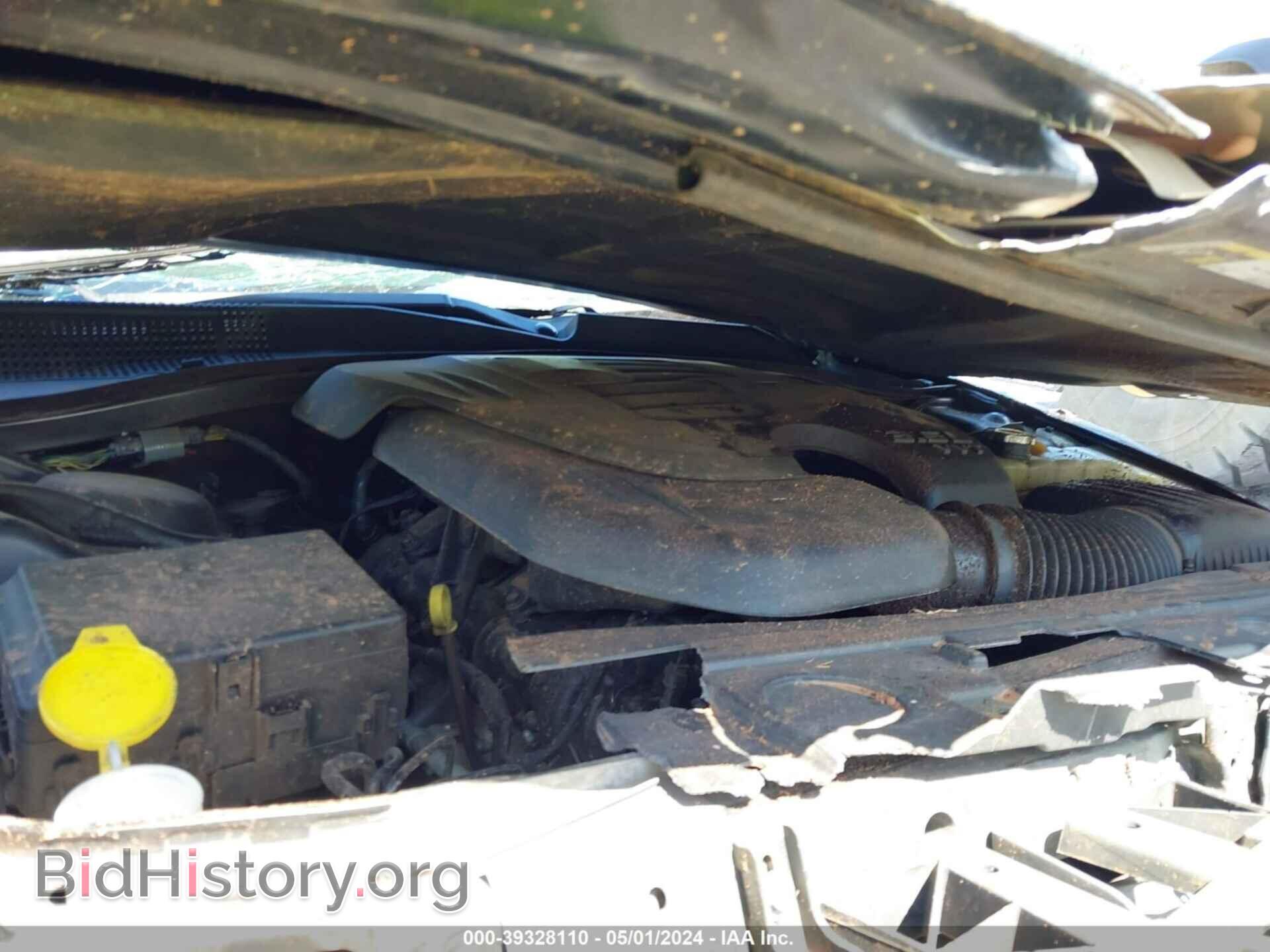 2014 CHRYSLER 300 - VIN: 2C3CCAAG4EH276274 - Фото 10