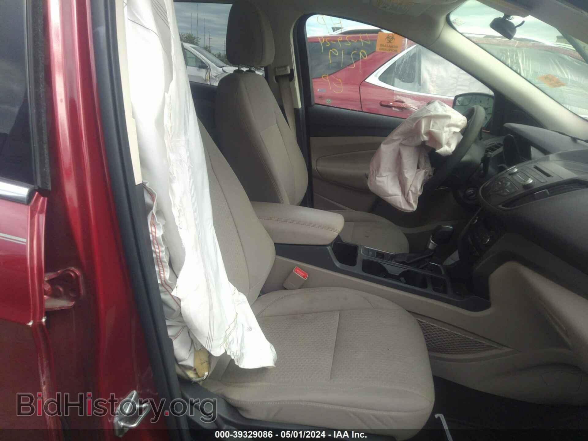 2017 FORD ESCAPE - VIN: 1FMCU9G95HUC99219 - Фото 5