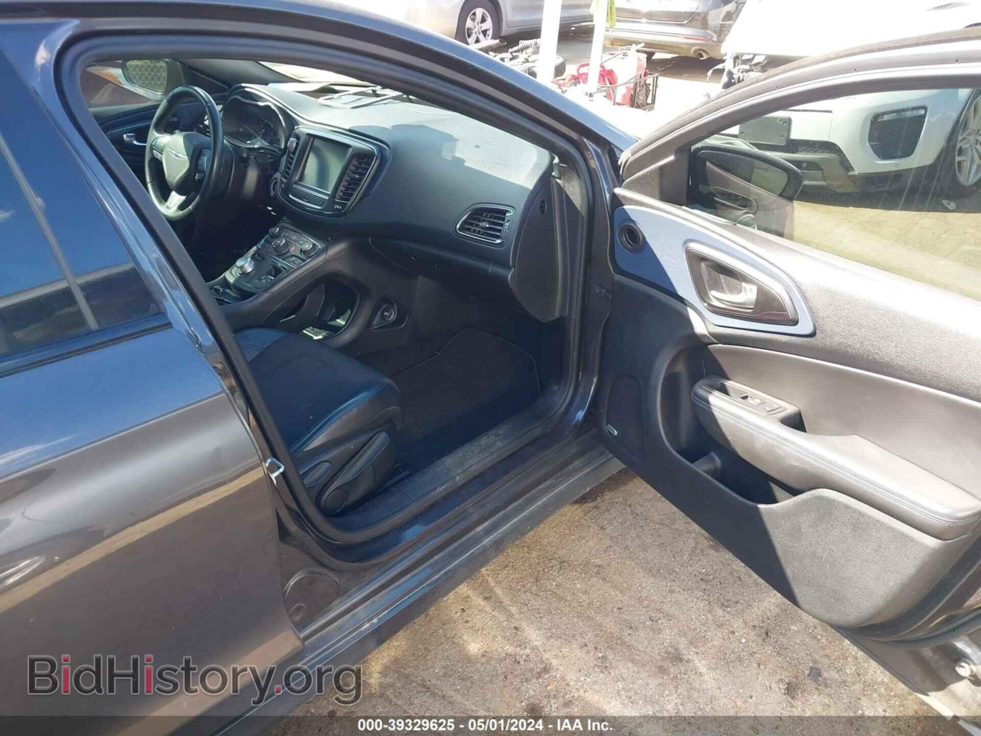 2016 CHRYSLER 200 - VIN: 1C3CCCDG9GN118174 - Photo 5