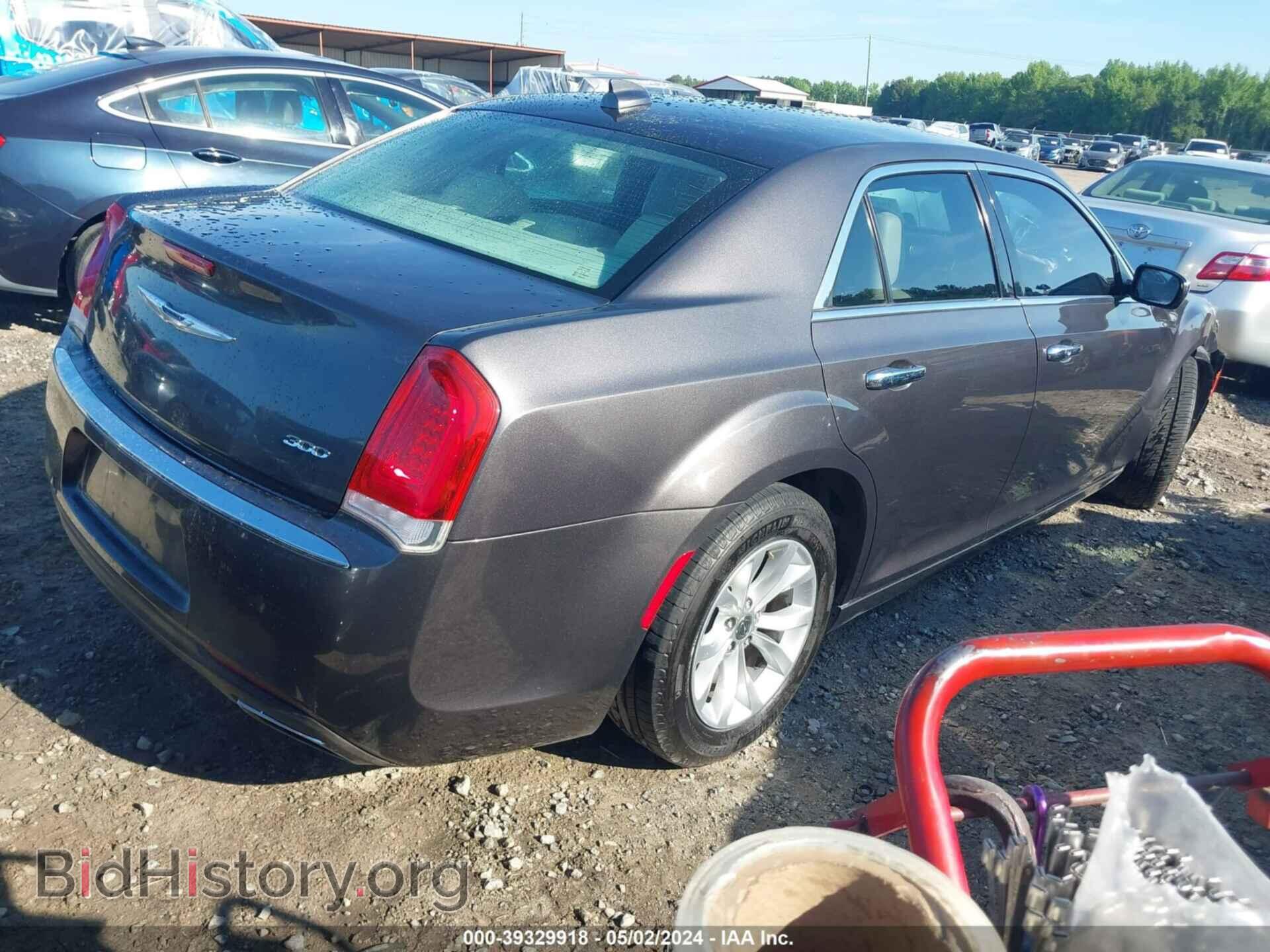 2015 CHRYSLER 300 - VIN: 2C3CCAAG8FH742838 - Фото 4