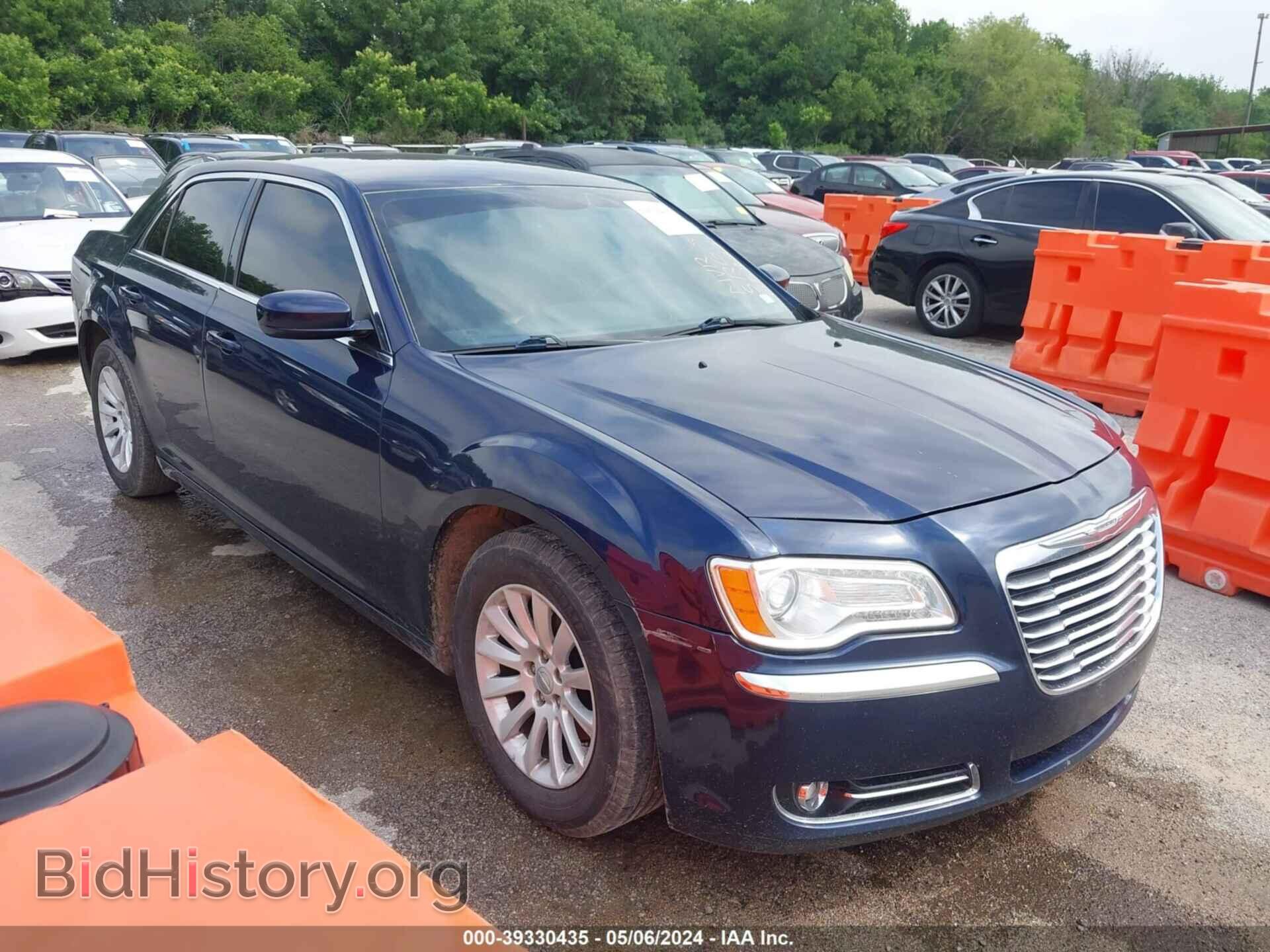 Фотография 2C3CCAAG7DH658331 - CHRYSLER 300 2013
