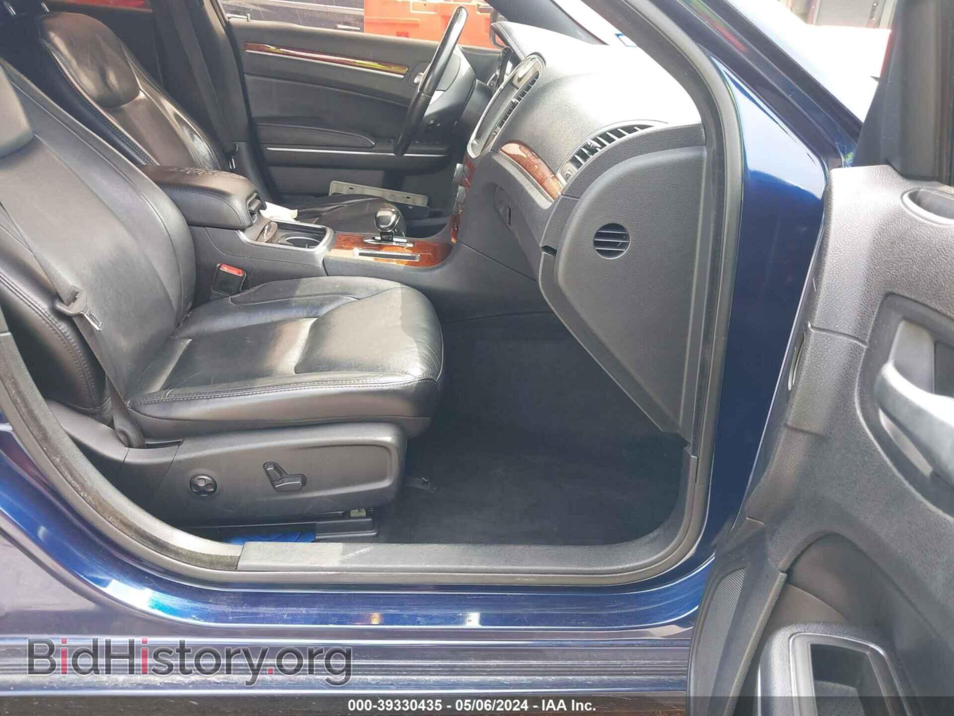 2013 CHRYSLER 300 - VIN: 2C3CCAAG7DH658331 - Фото 5