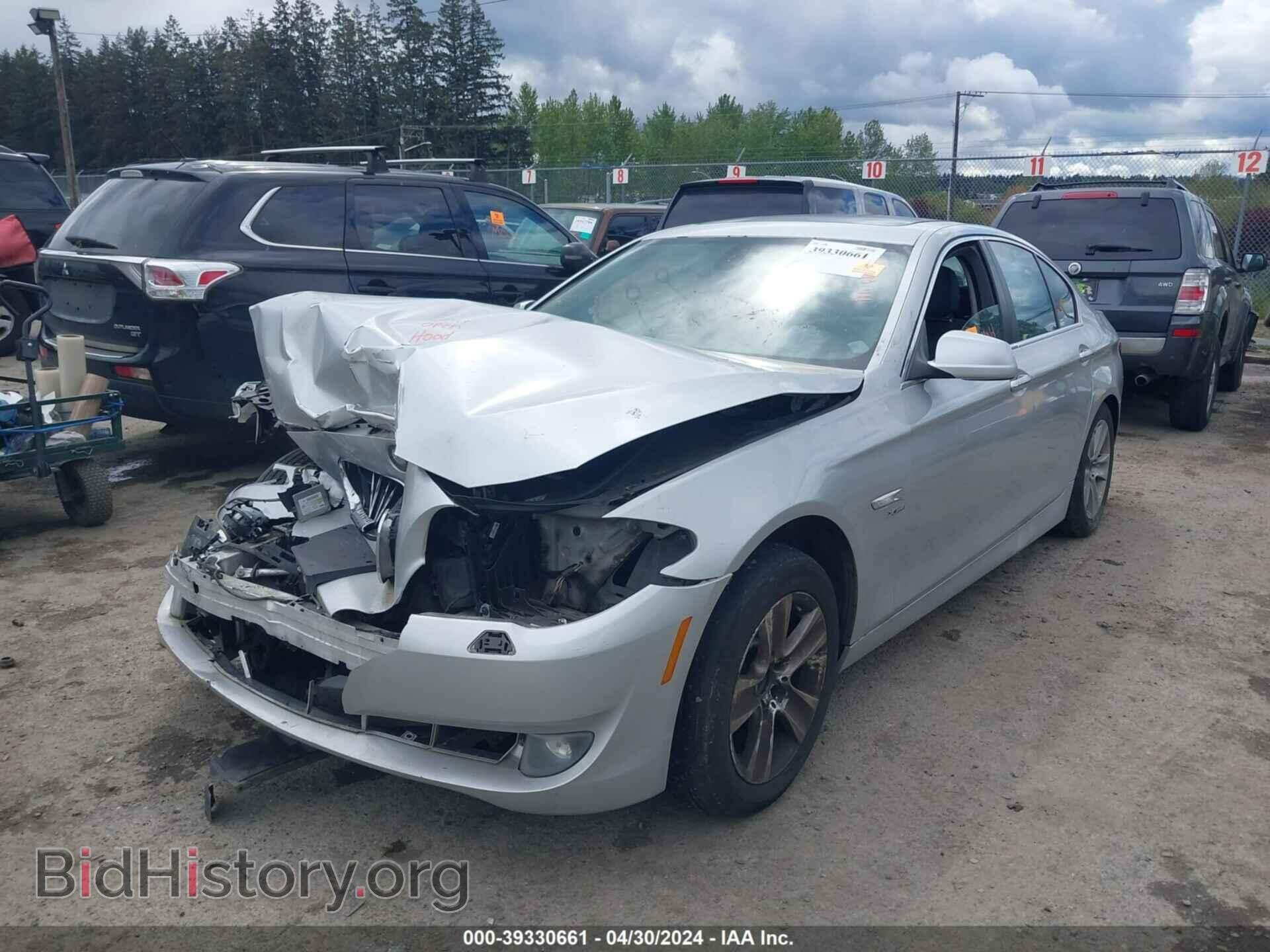 2012 BMW 528I - VIN: WBAXH5C58CDW02876 - Фото 2