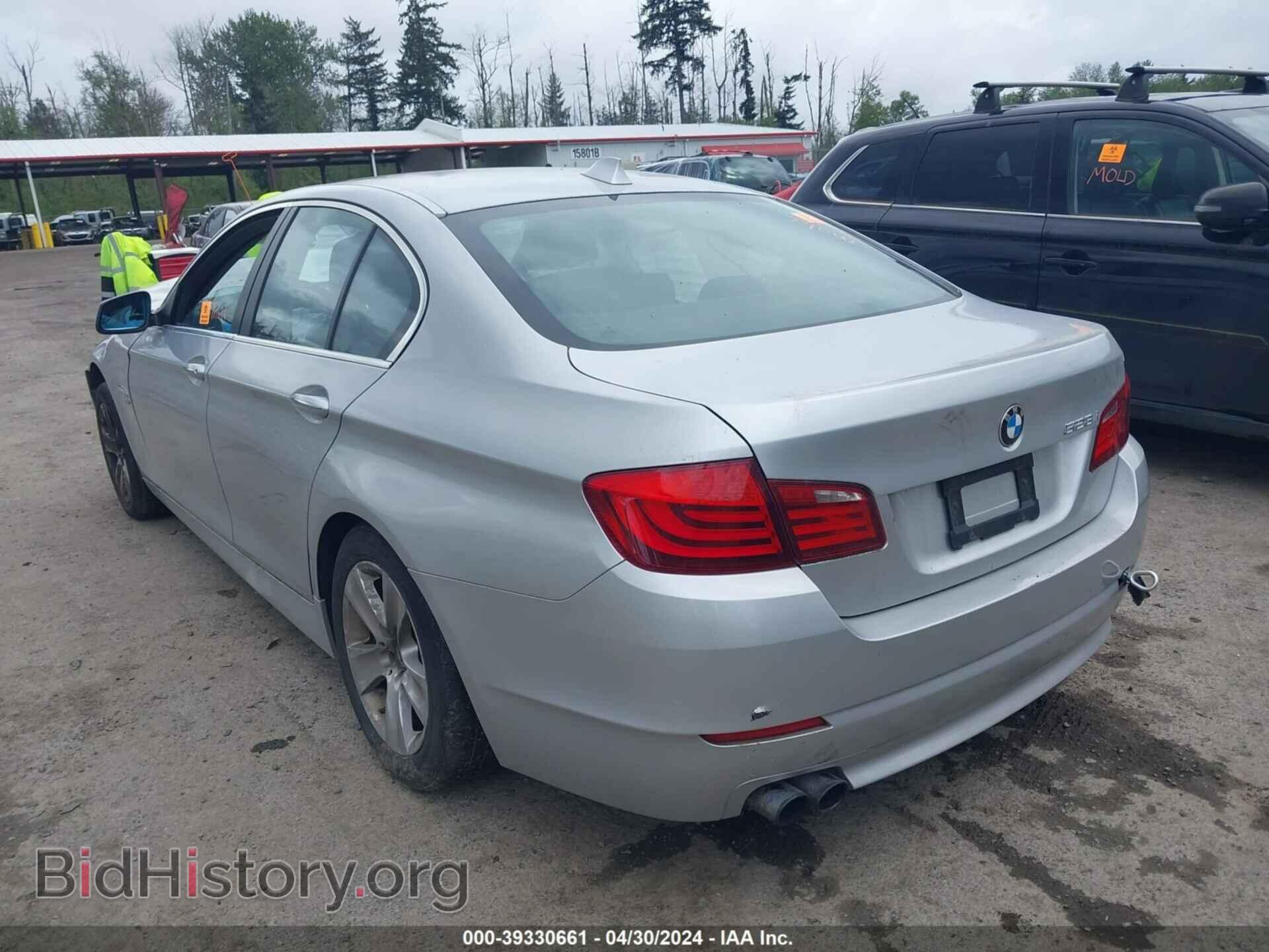 2012 BMW 528I - VIN: WBAXH5C58CDW02876 - Фото 3