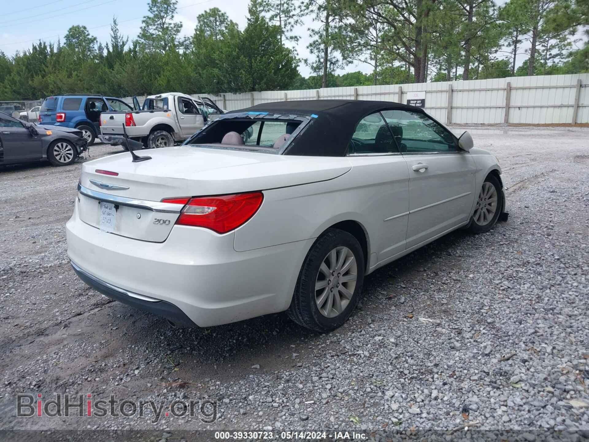 2012 CHRYSLER 200 - VIN: 1C3BCBEG2CN234587 - Фото 4