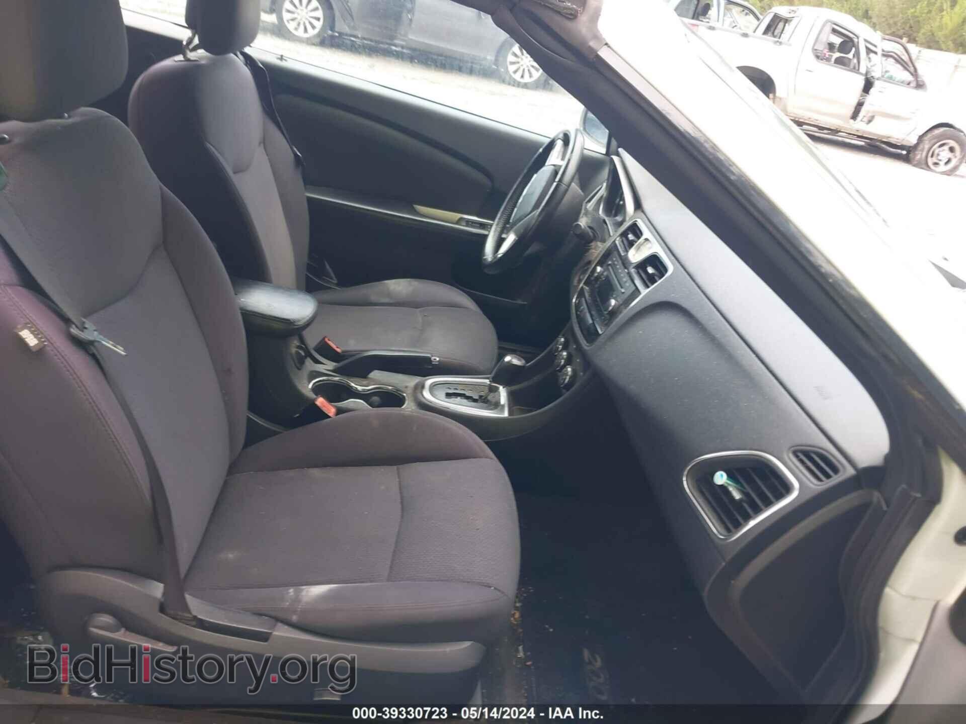 2012 CHRYSLER 200 - VIN: 1C3BCBEG2CN234587 - Фото 5