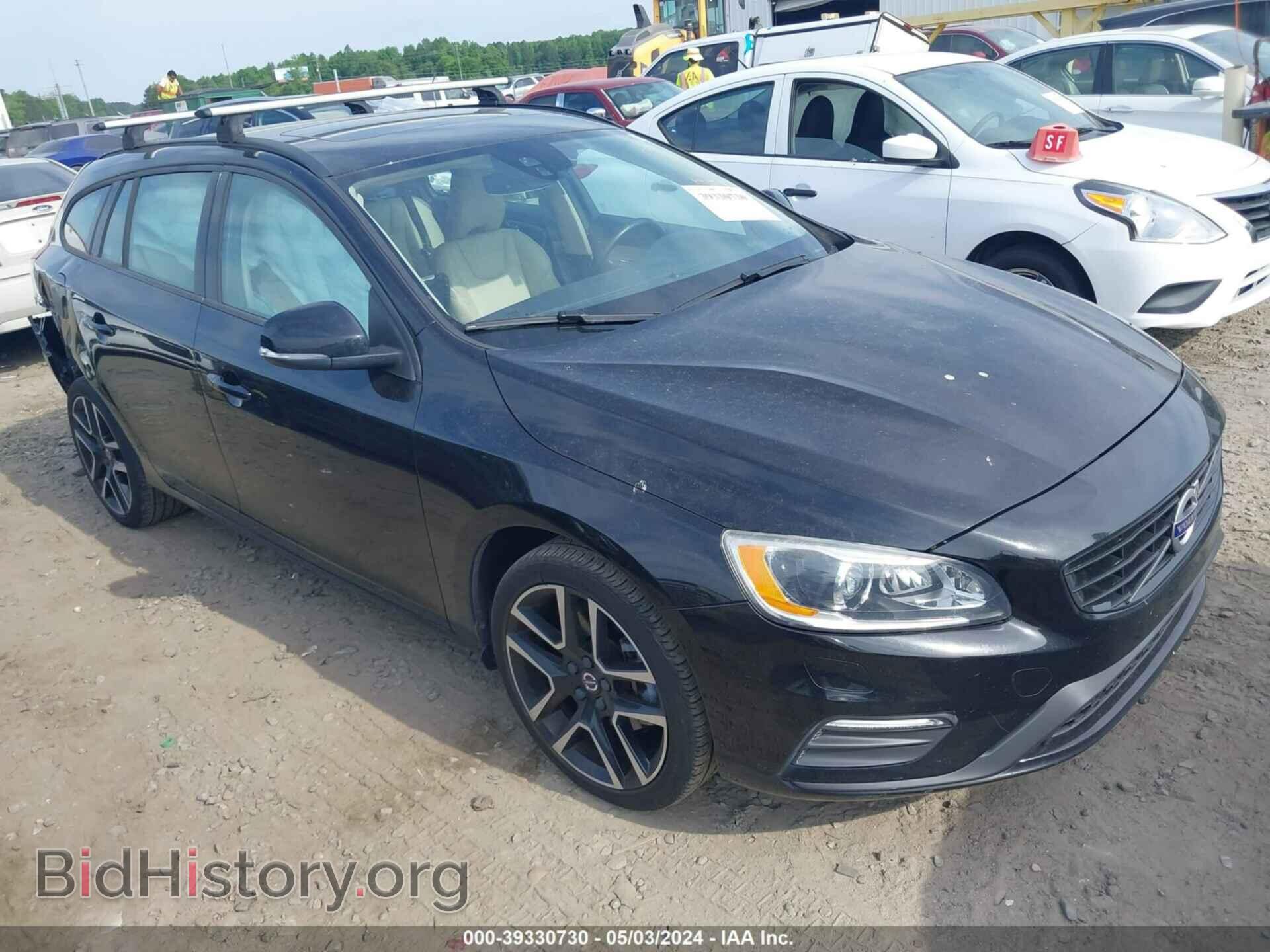 Photo YV140MEL1J2385502 - VOLVO V60 2018