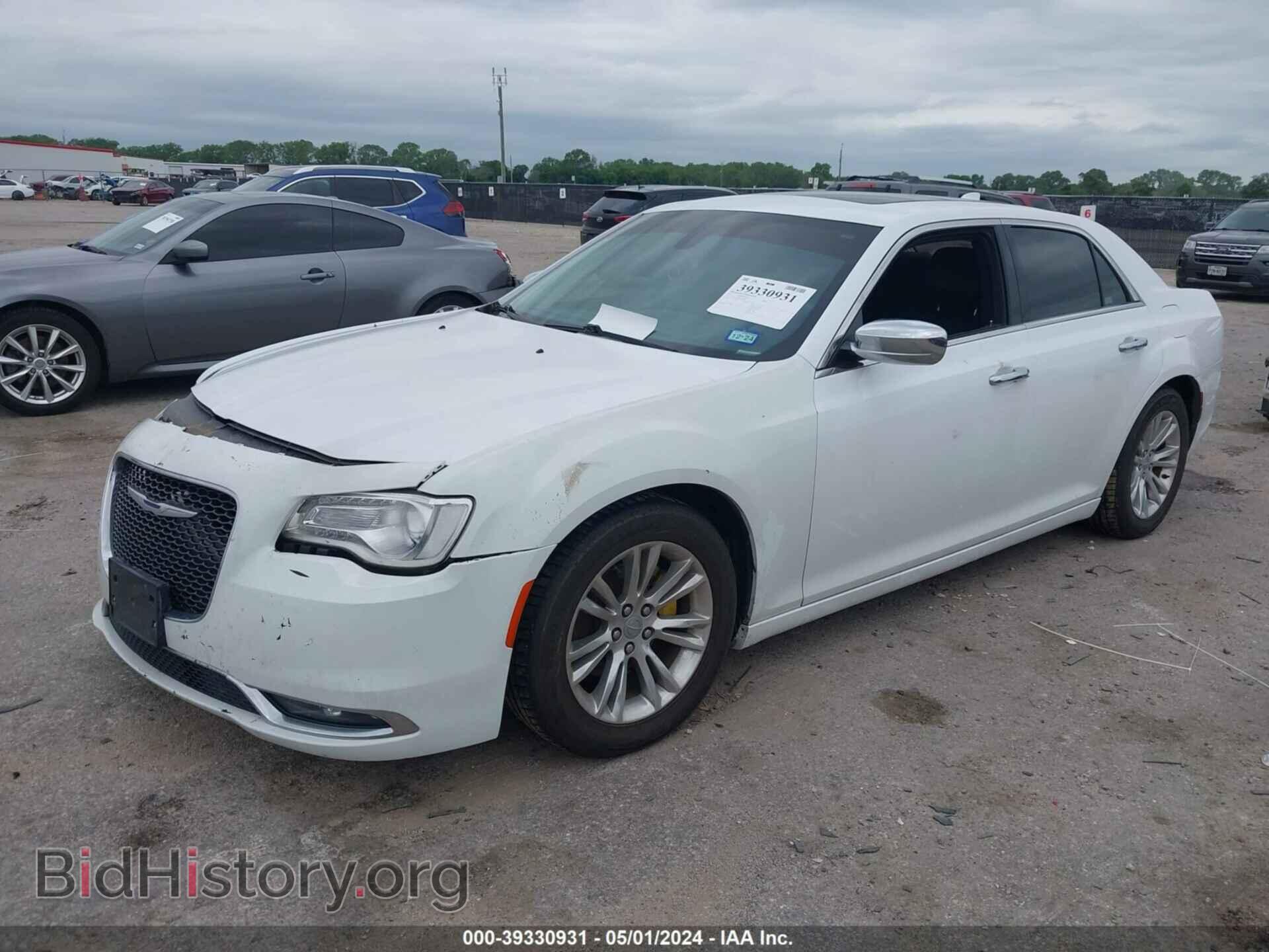 2017 CHRYSLER 300C - VIN: 2C3CCAEG5HH559894 - Фото 2