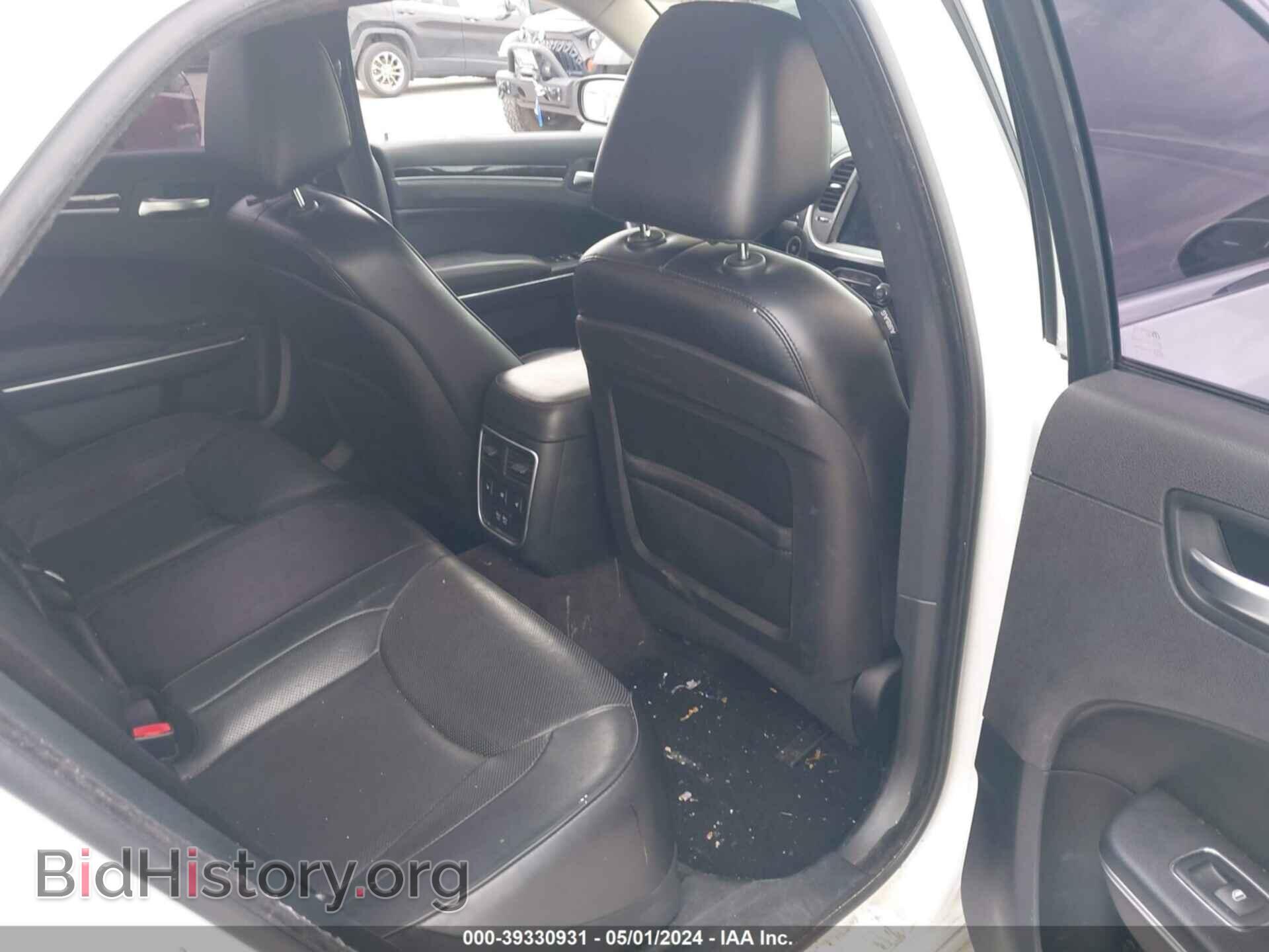 2017 CHRYSLER 300C - VIN: 2C3CCAEG5HH559894 - Фото 8