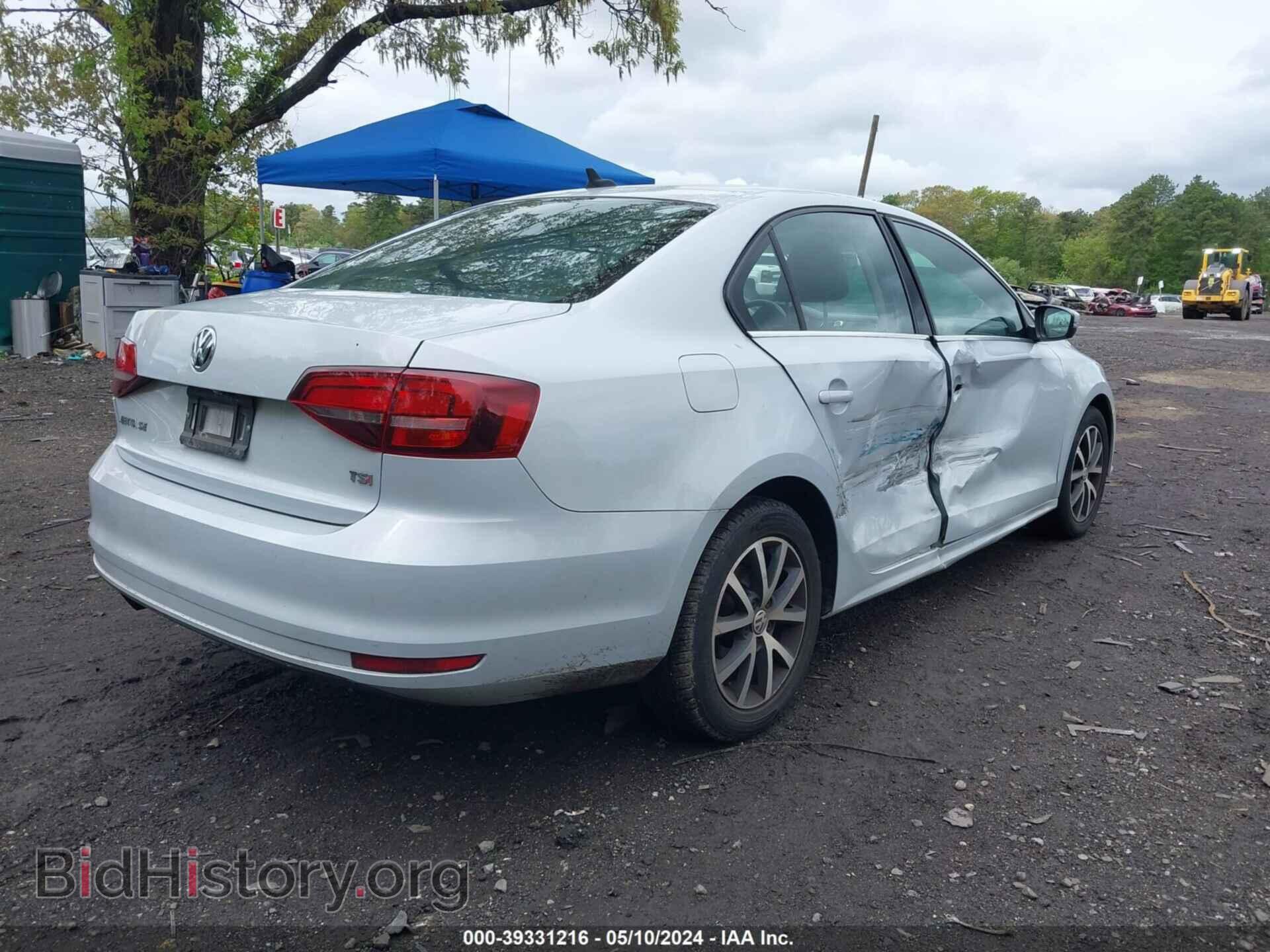 2017 VOLKSWAGEN JETTA - VIN: 3VWDB7AJ5HM294805 - Фото 4