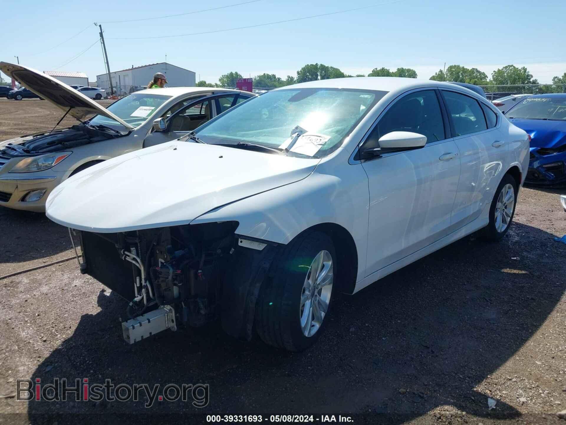 2016 CHRYSLER 200 - VIN: 1C3CCCAB0GN195377 - Фото 2