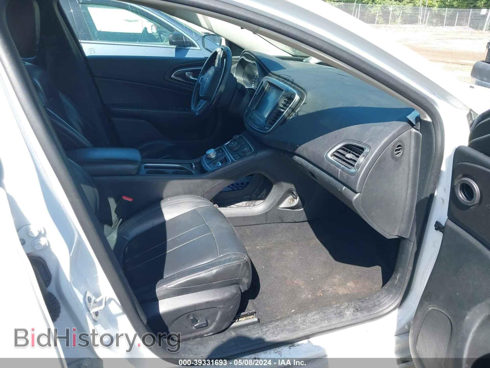 2016 CHRYSLER 200 - VIN: 1C3CCCAB0GN195377 - Фото 5