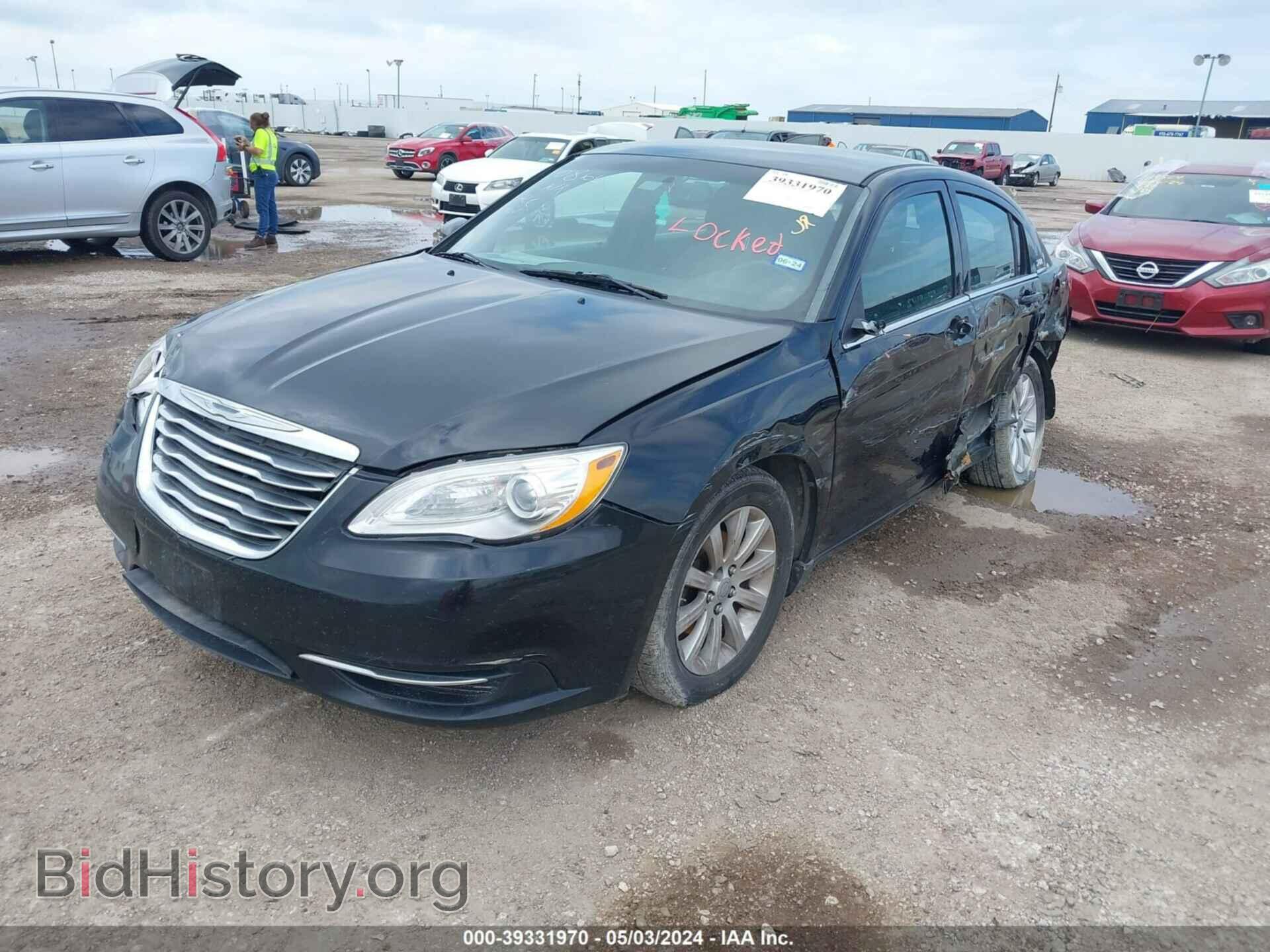2014 CHRYSLER 200 - VIN: 1C3CCBBB8EN150550 - Фото 2