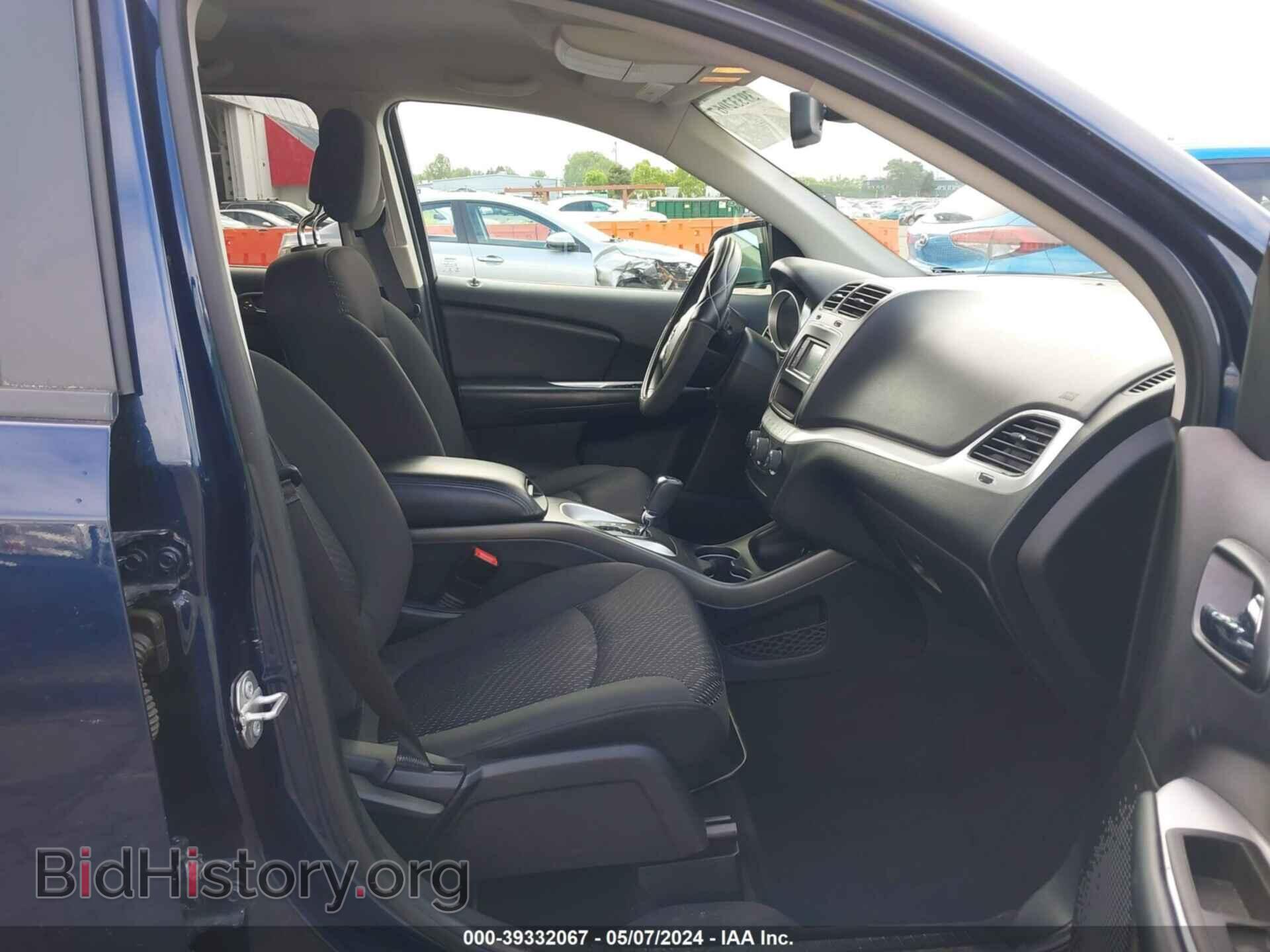 2018 DODGE JOURNEY - VIN: 3C4PDCAB6JT384858 - Фото 5