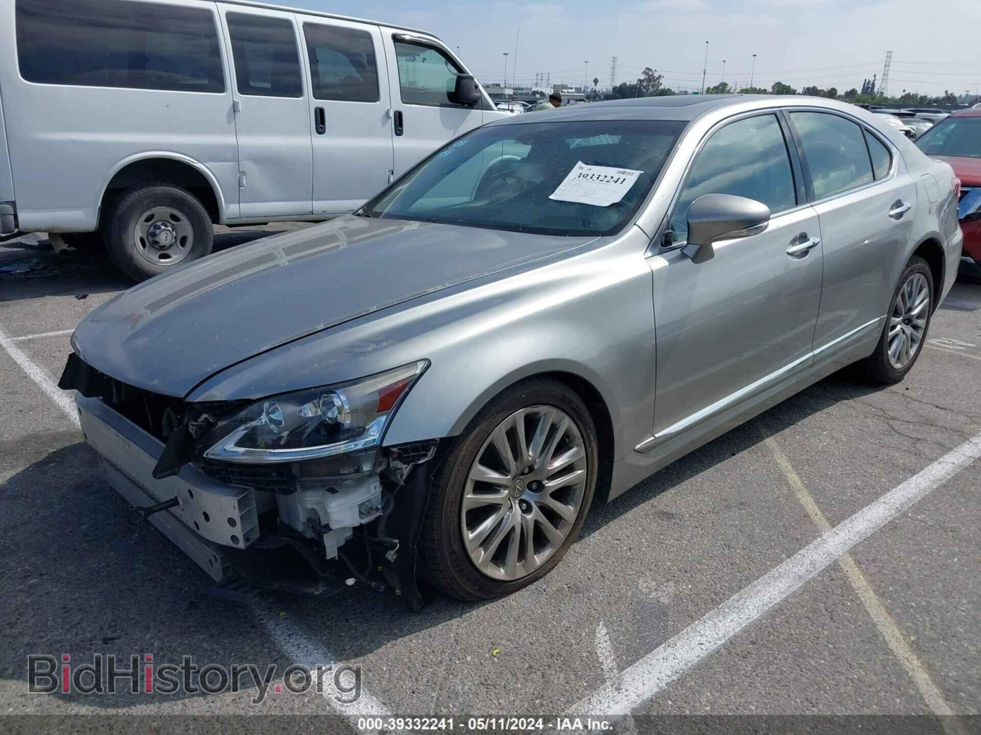 2017 LEXUS LS 460 - VIN: JTHBL5EF6H5145602 - Photo 2