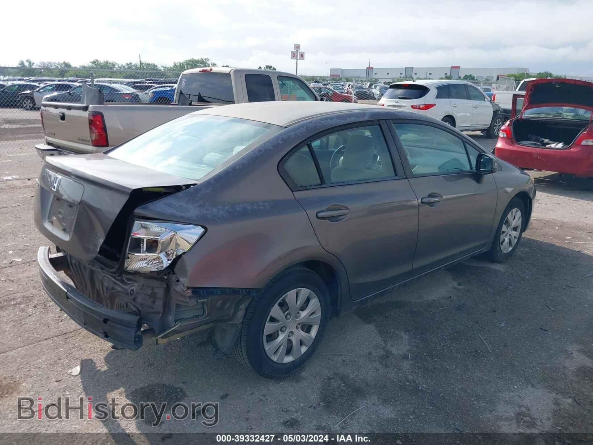 2012 HONDA CIVIC - VIN: 2HGFB2F57CH586524 - Фото 4
